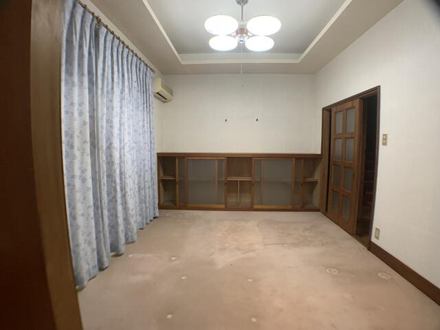 リビング以外の居室／１階洋間