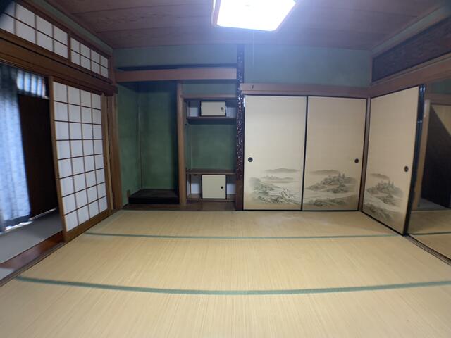 リビング以外の居室／１階和室