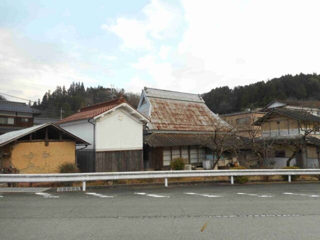detached 兵庫県佐用郡佐用町大畠 地図を見る