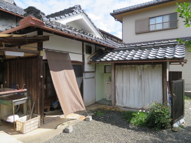 detached 兵庫県丹波市氷上町桟敷 地図を見る