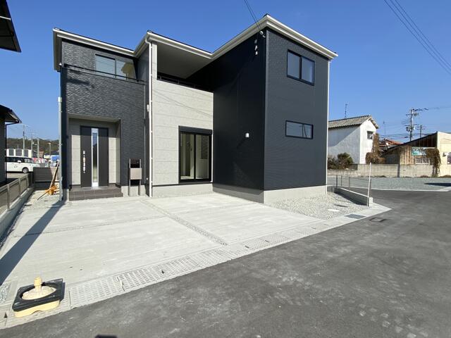 兵庫県姫路市の一戸建て | 3080万円 | 3LDK | 132.23m² | Akiyama house finder
