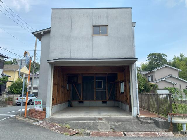 現地（駐車場）