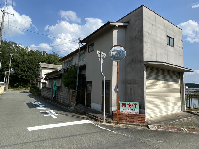 現地（外観）