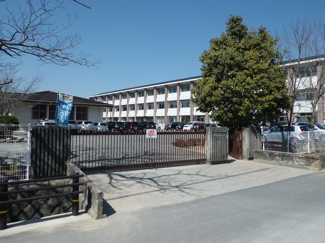 加西市立北条中学校 (1,609m)