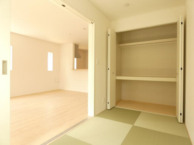 detached 兵庫県加古郡稲美町六分一 地図を見る