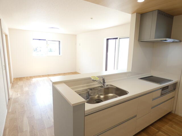 detached 兵庫県加古郡播磨町南大中１丁目
