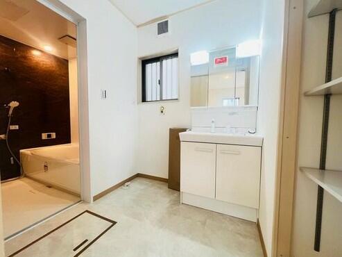 detached 大阪府寝屋川市明徳１丁目 地図を見る