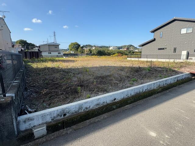 現地土地／東側から／撮影日2025-10-27