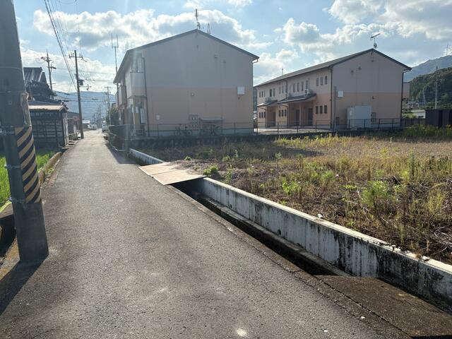 現地土地／道路／撮影日2025-10-27