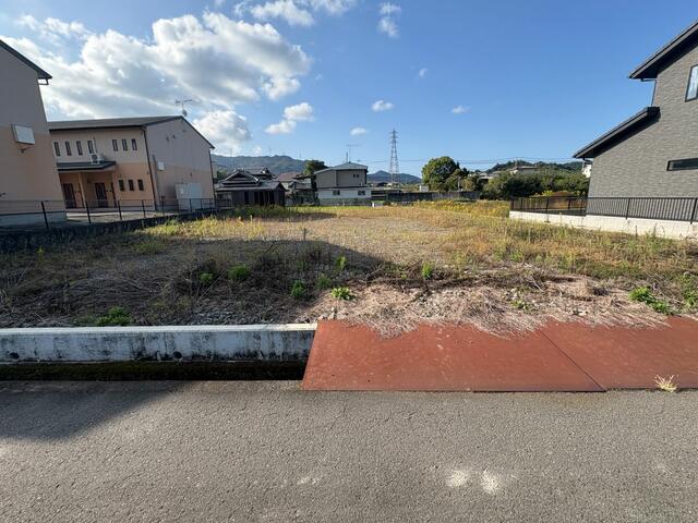 現地土地／正面から／撮影日2025-10-27
