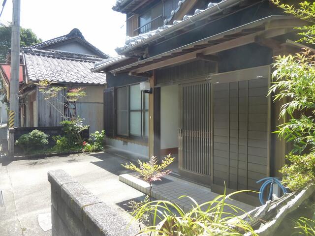 detached 和歌山県日高郡　由良町大字里