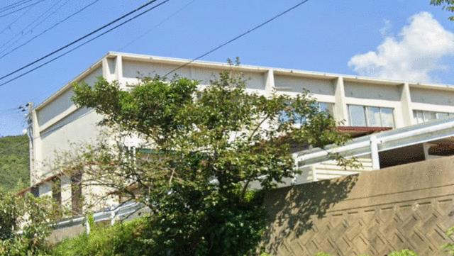 丹生中学校 (600m)