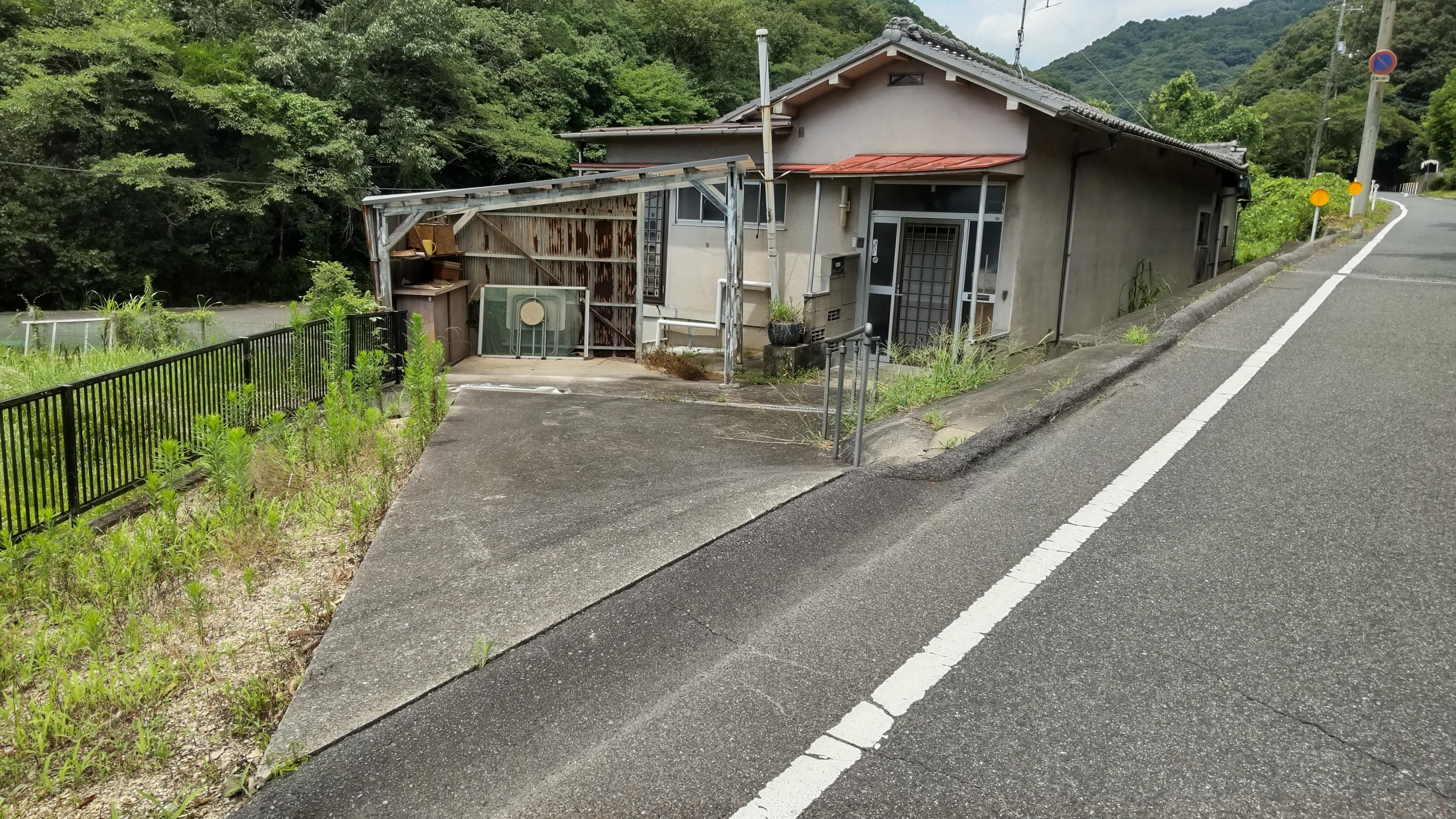 岡山県岡山市の一戸建て | 180万円 | 5K | 214.58m² | Akiyama house finder
