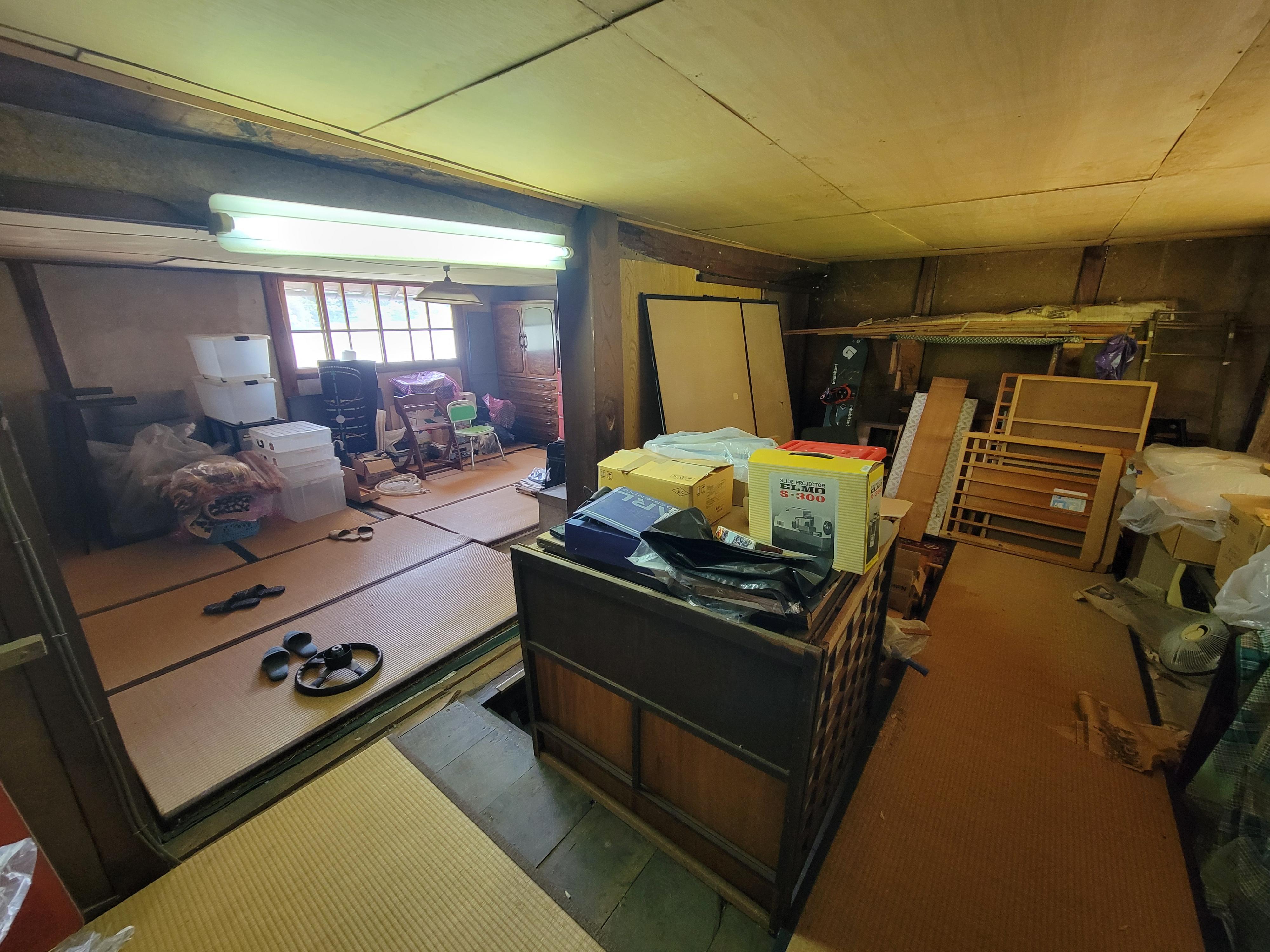 detached 岡山県勝田郡奈義町西原 地図を見る