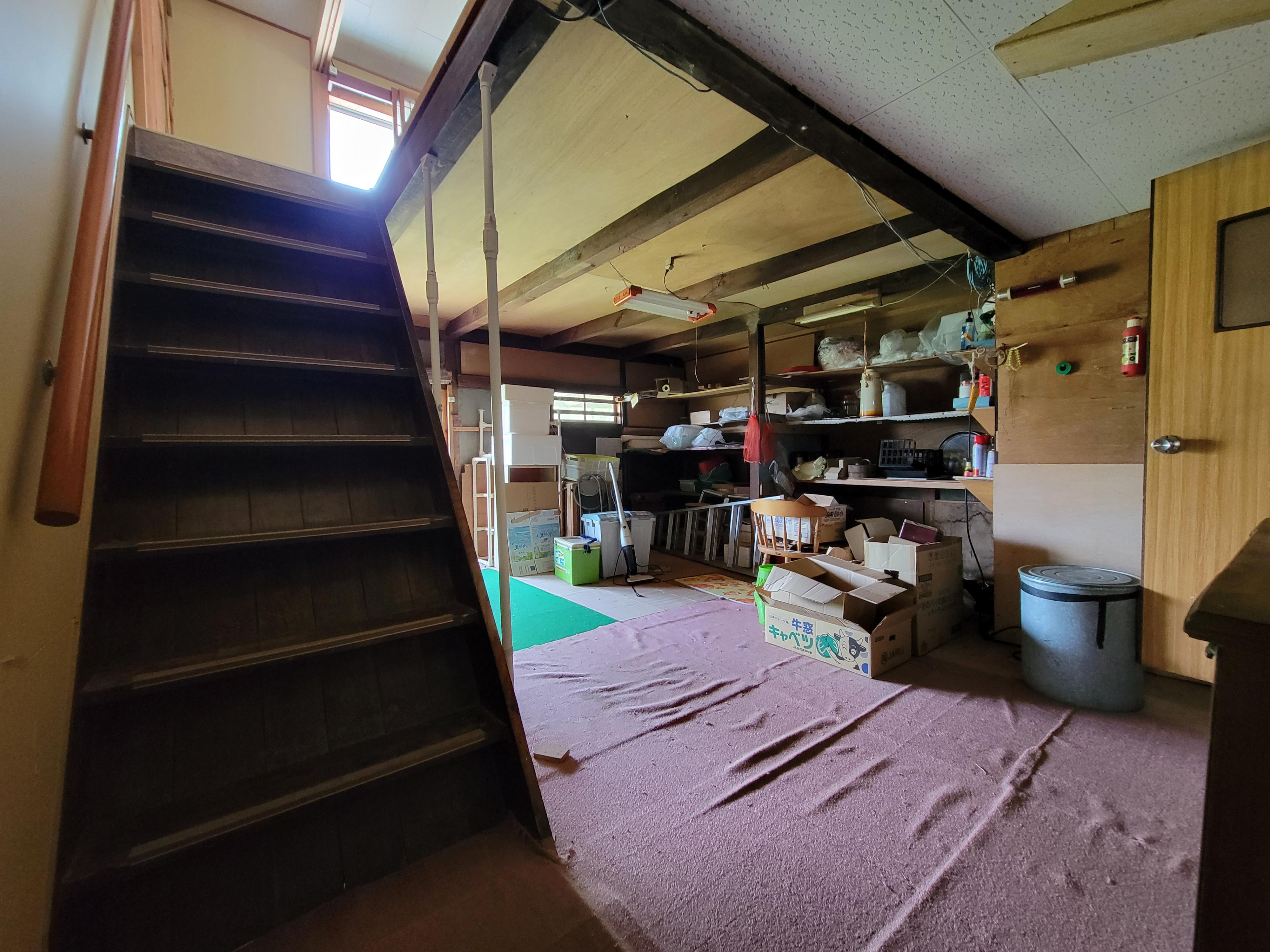 detached 岡山県勝田郡奈義町西原 地図を見る