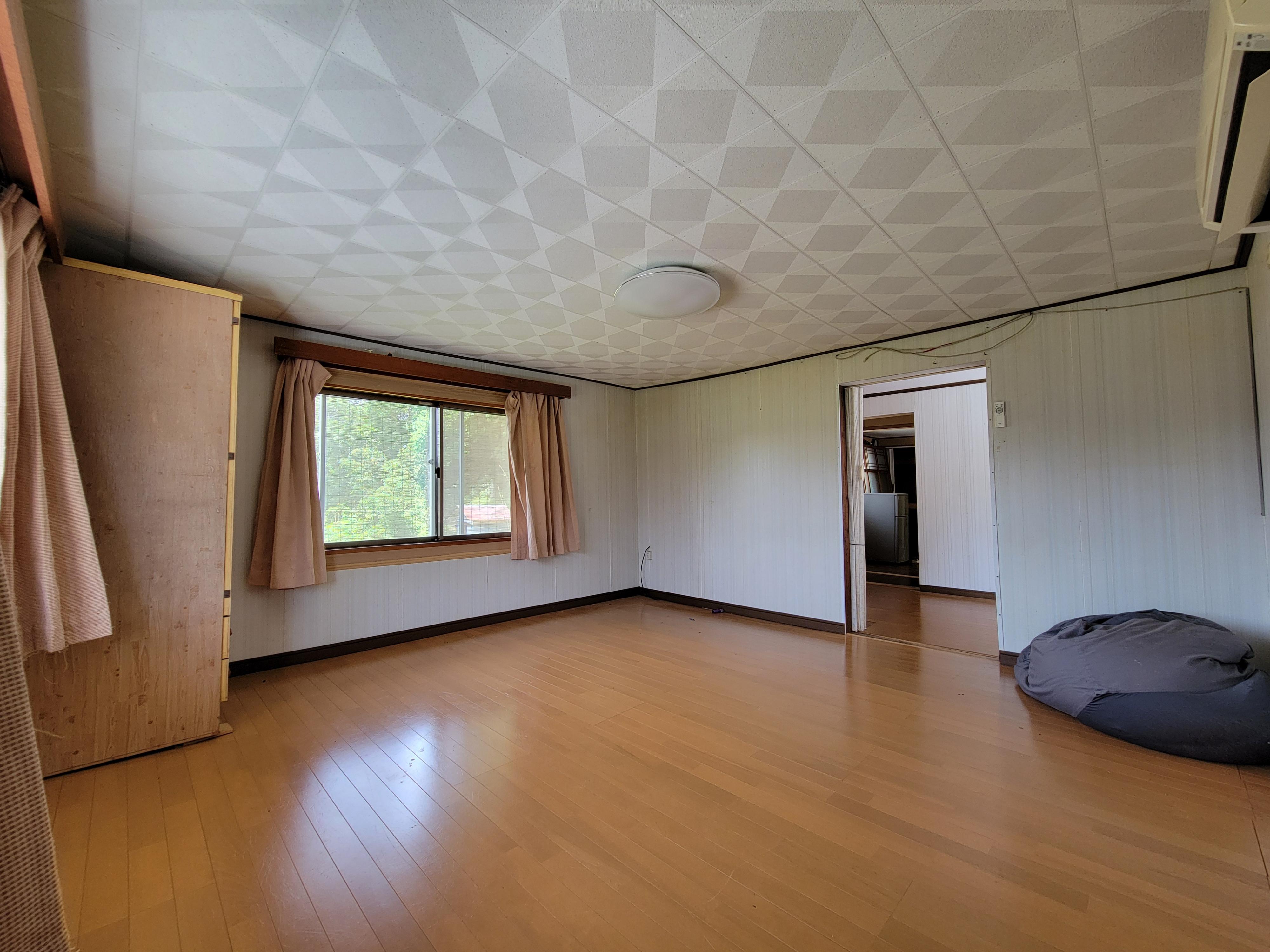 detached 岡山県勝田郡奈義町西原 地図を見る