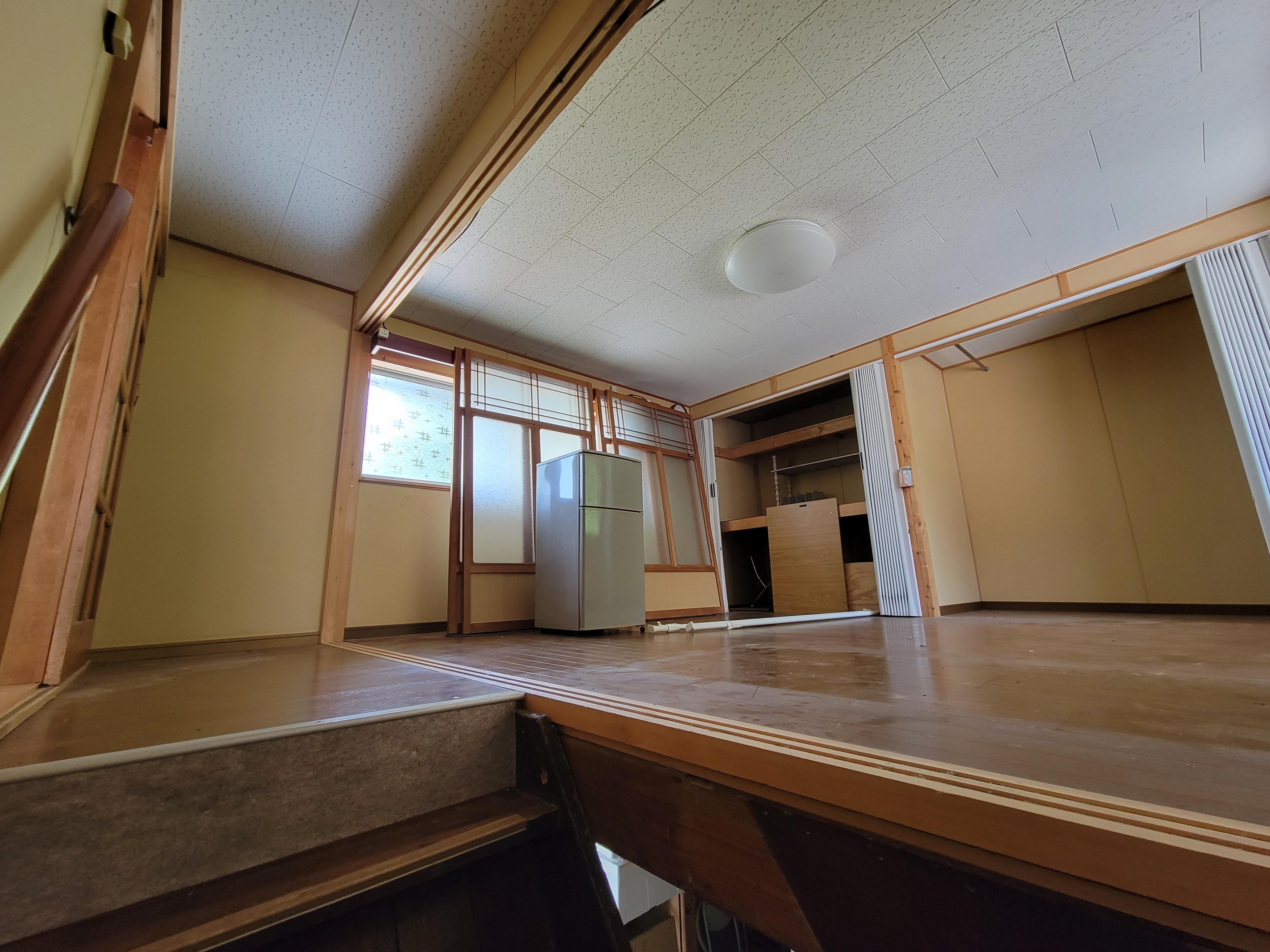 detached 岡山県勝田郡奈義町西原 地図を見る