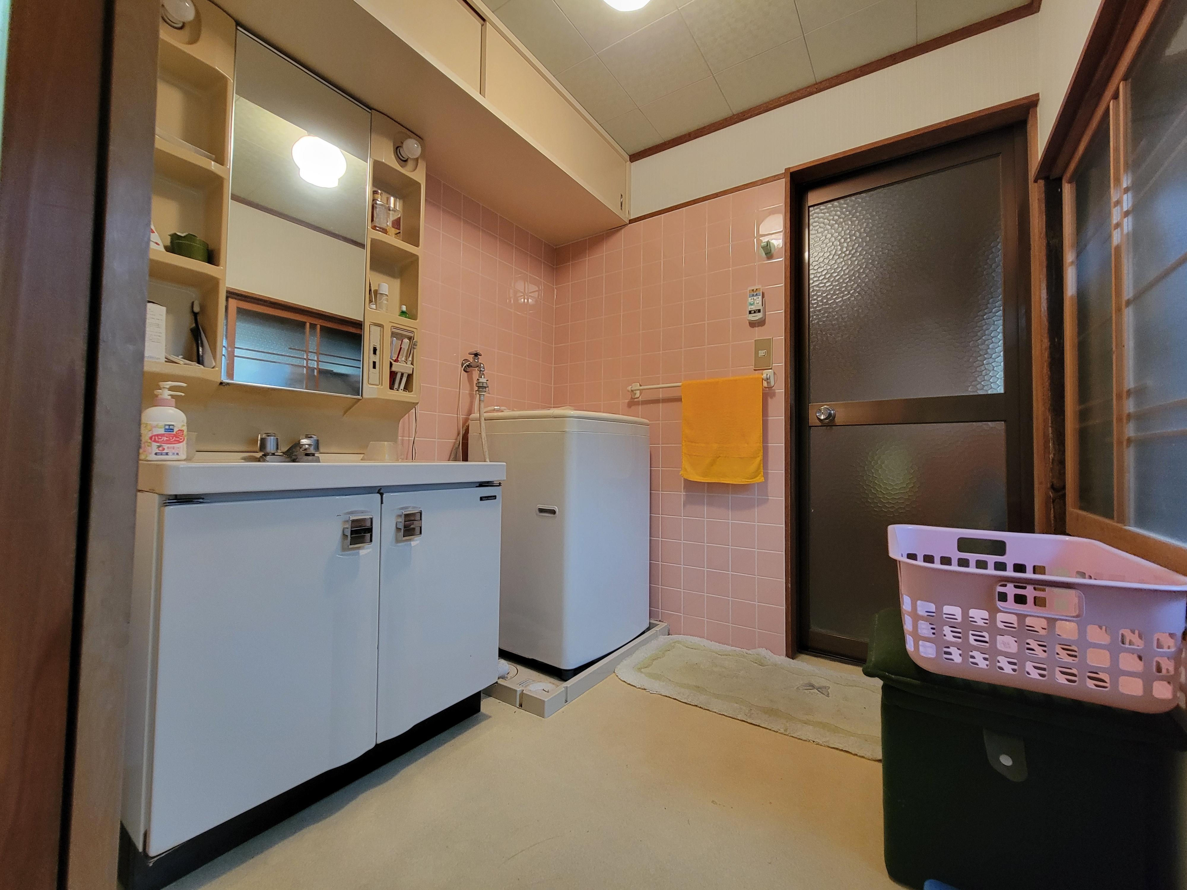 detached 岡山県新見市哲多町本郷 地図を見る