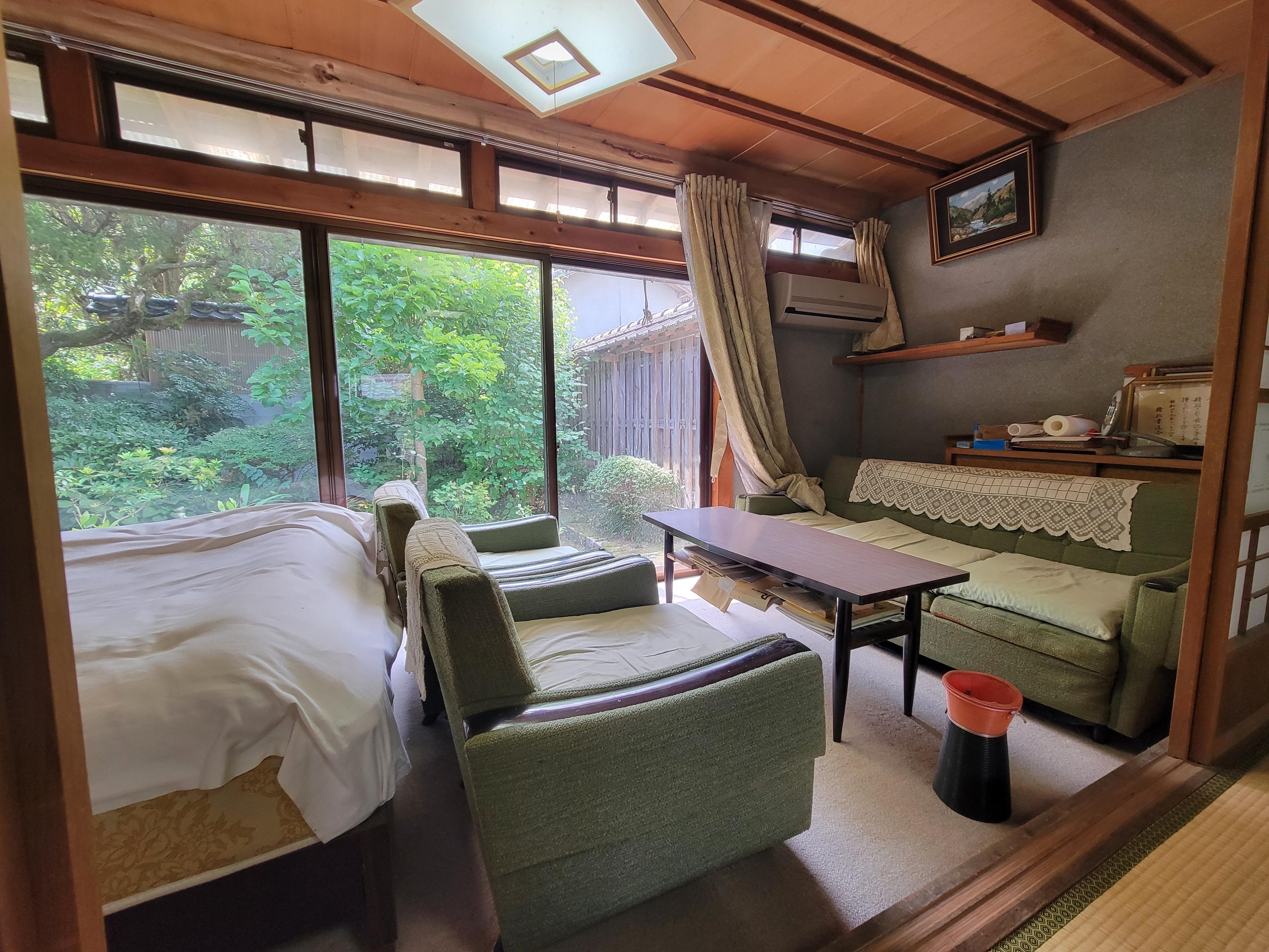 detached 岡山県新見市哲多町本郷 地図を見る