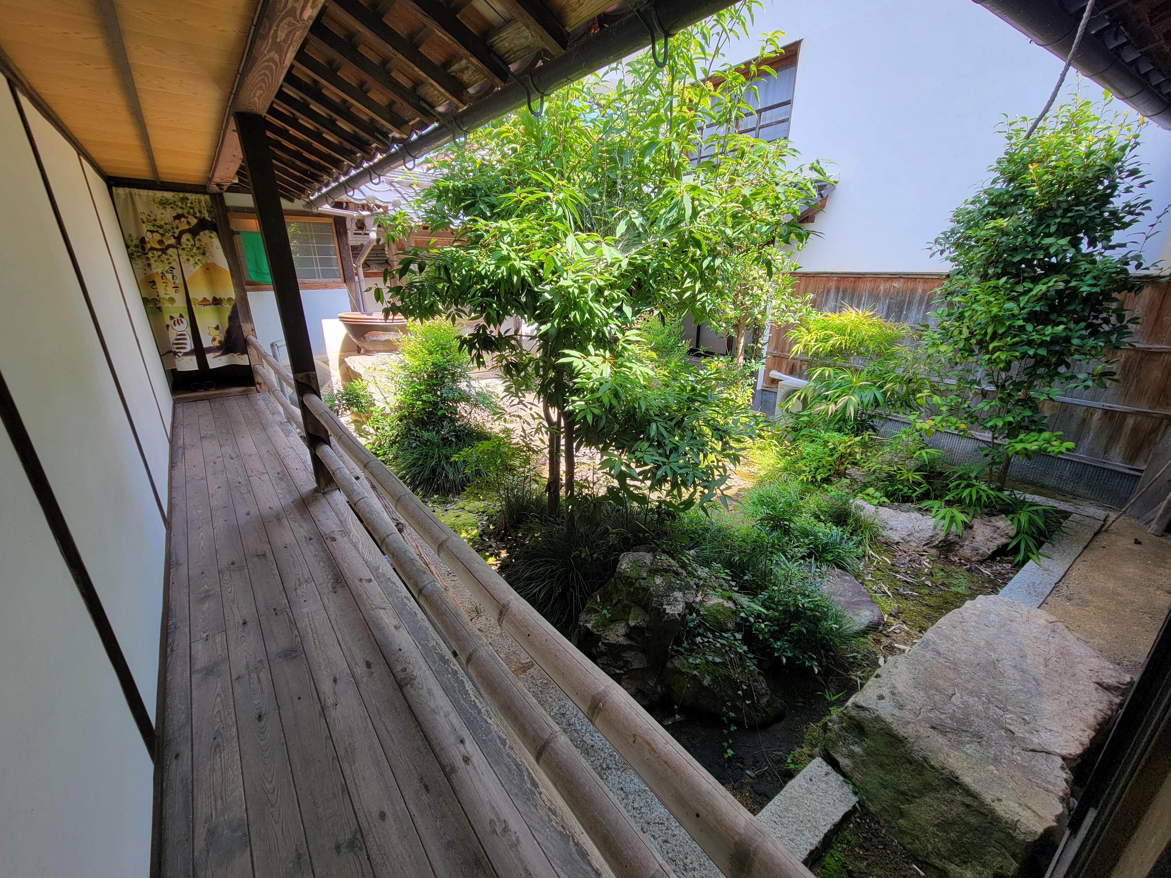 detached 岡山県新見市哲多町本郷 地図を見る