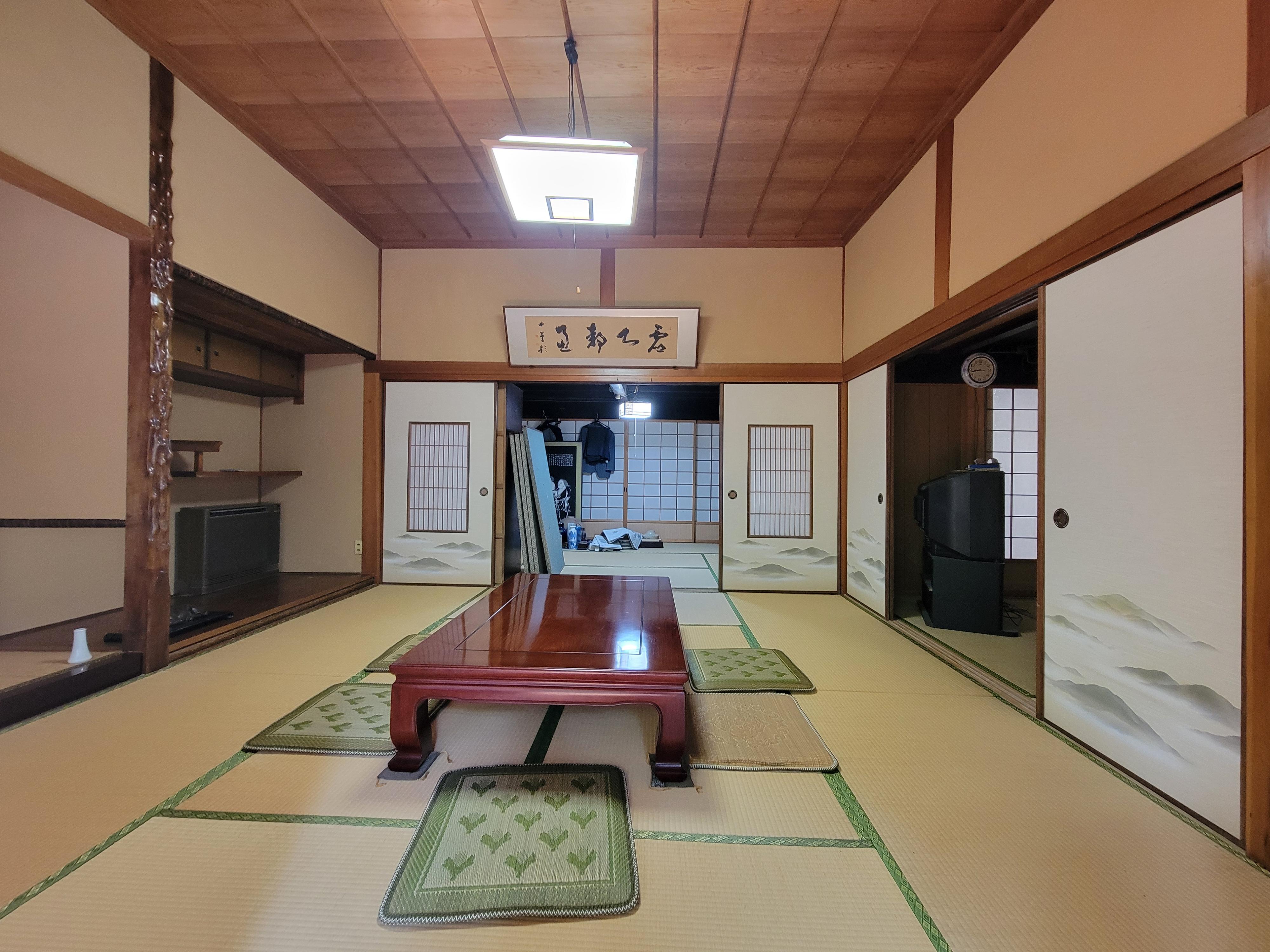 detached 岡山県新見市哲多町本郷 地図を見る