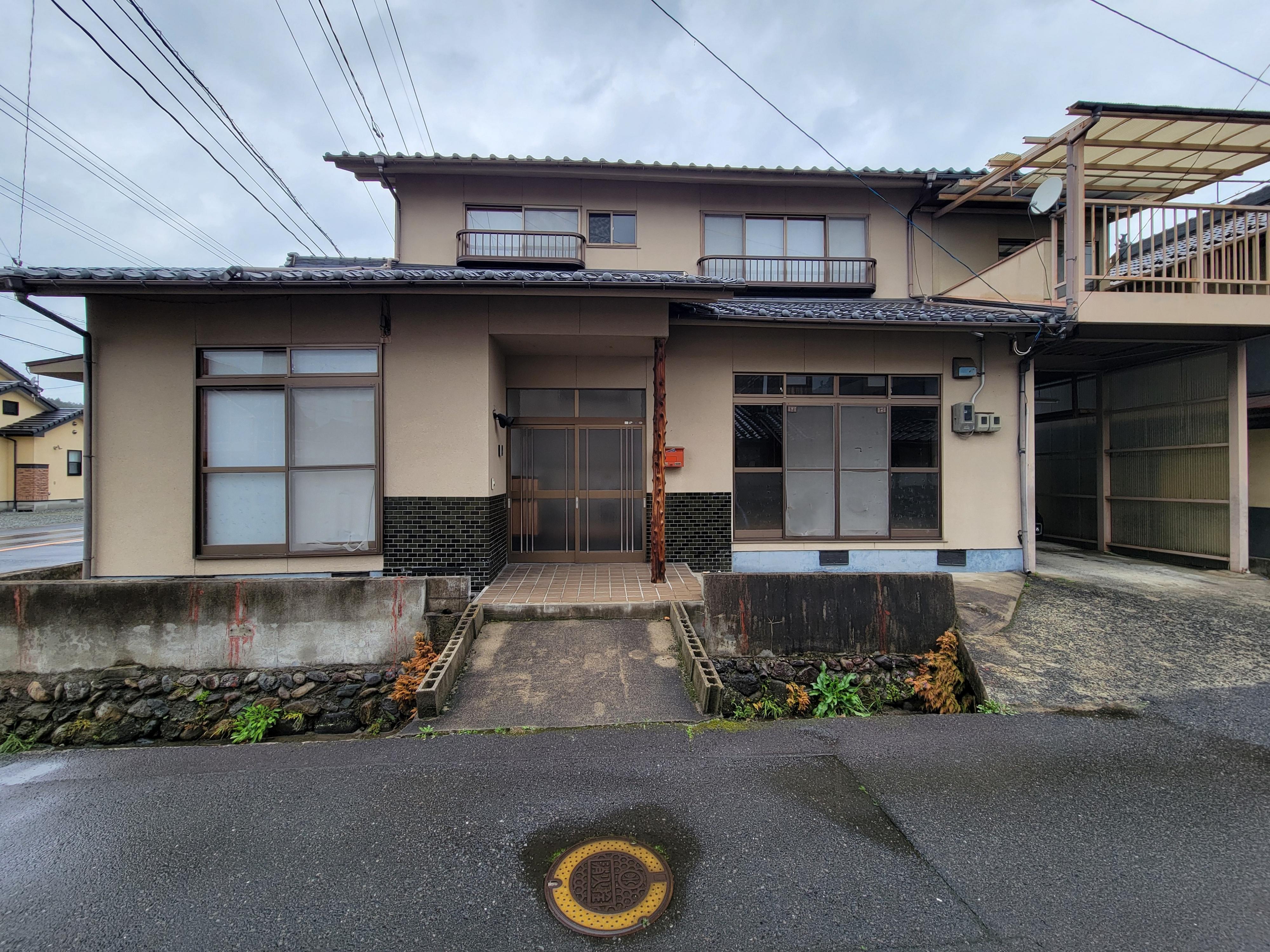 現地（外観）