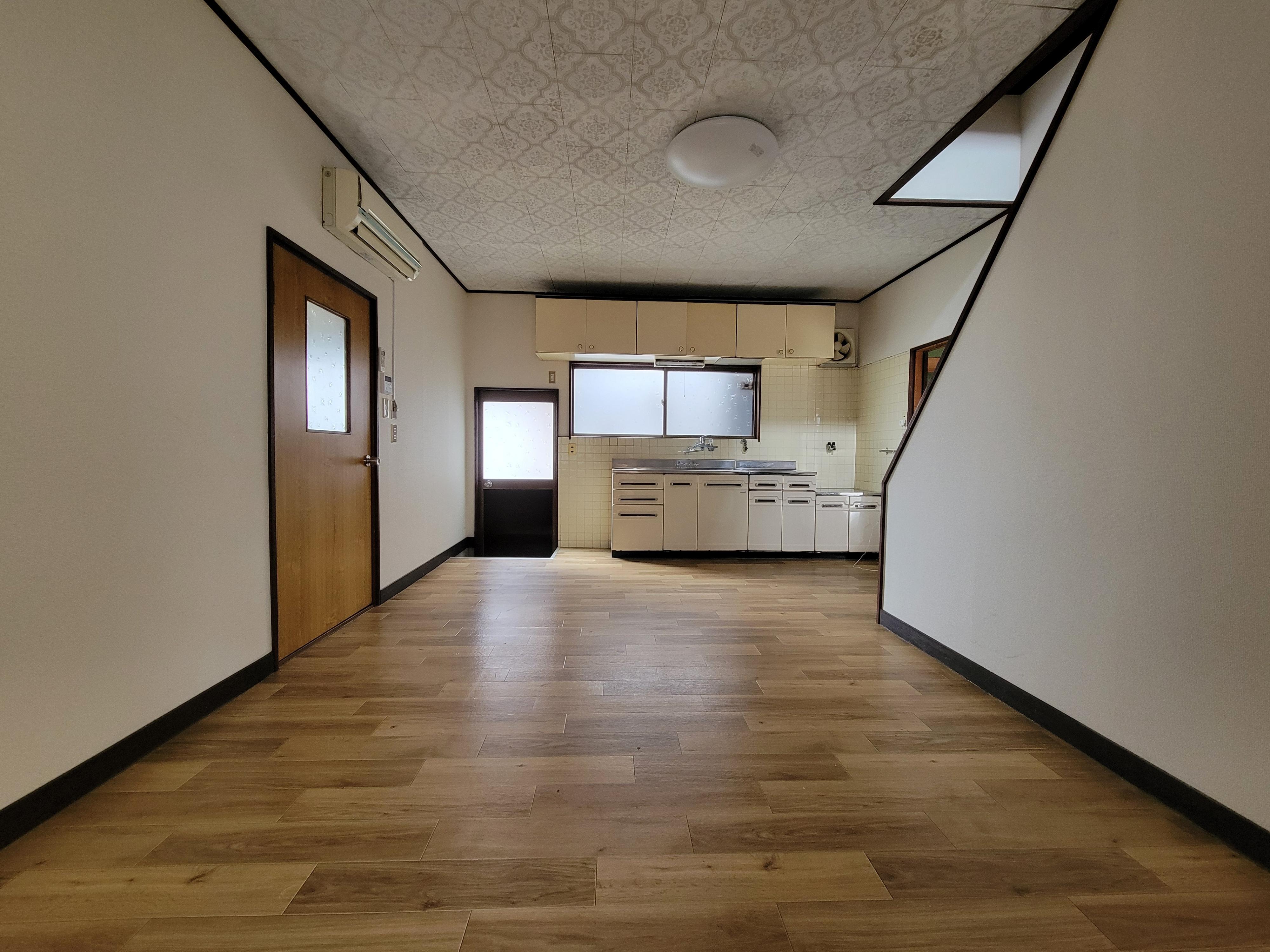 キッチン／ダイニングキッチン