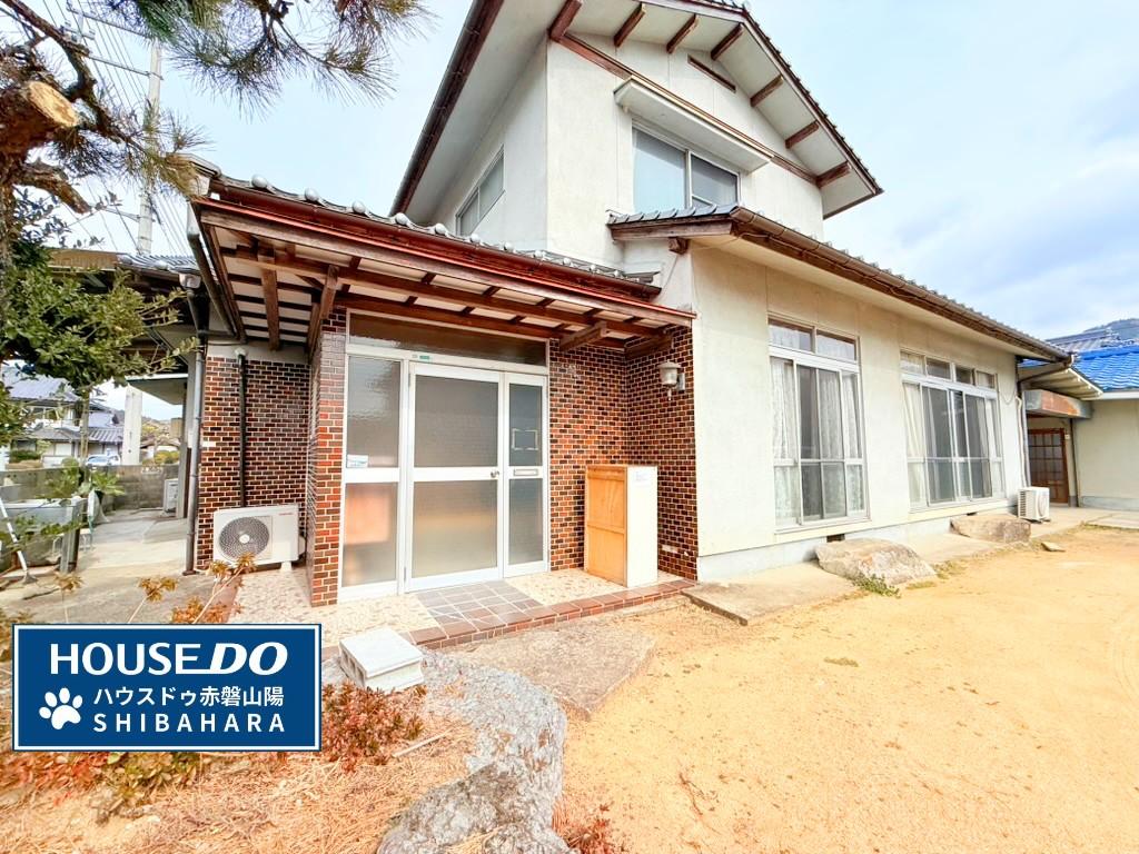 house for sale in Akaiwa, Okayama | ¥4,800,000 | 6LDK | Akiyama house…