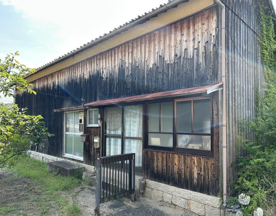 detached 岡山県玉野市北方 地図を見る