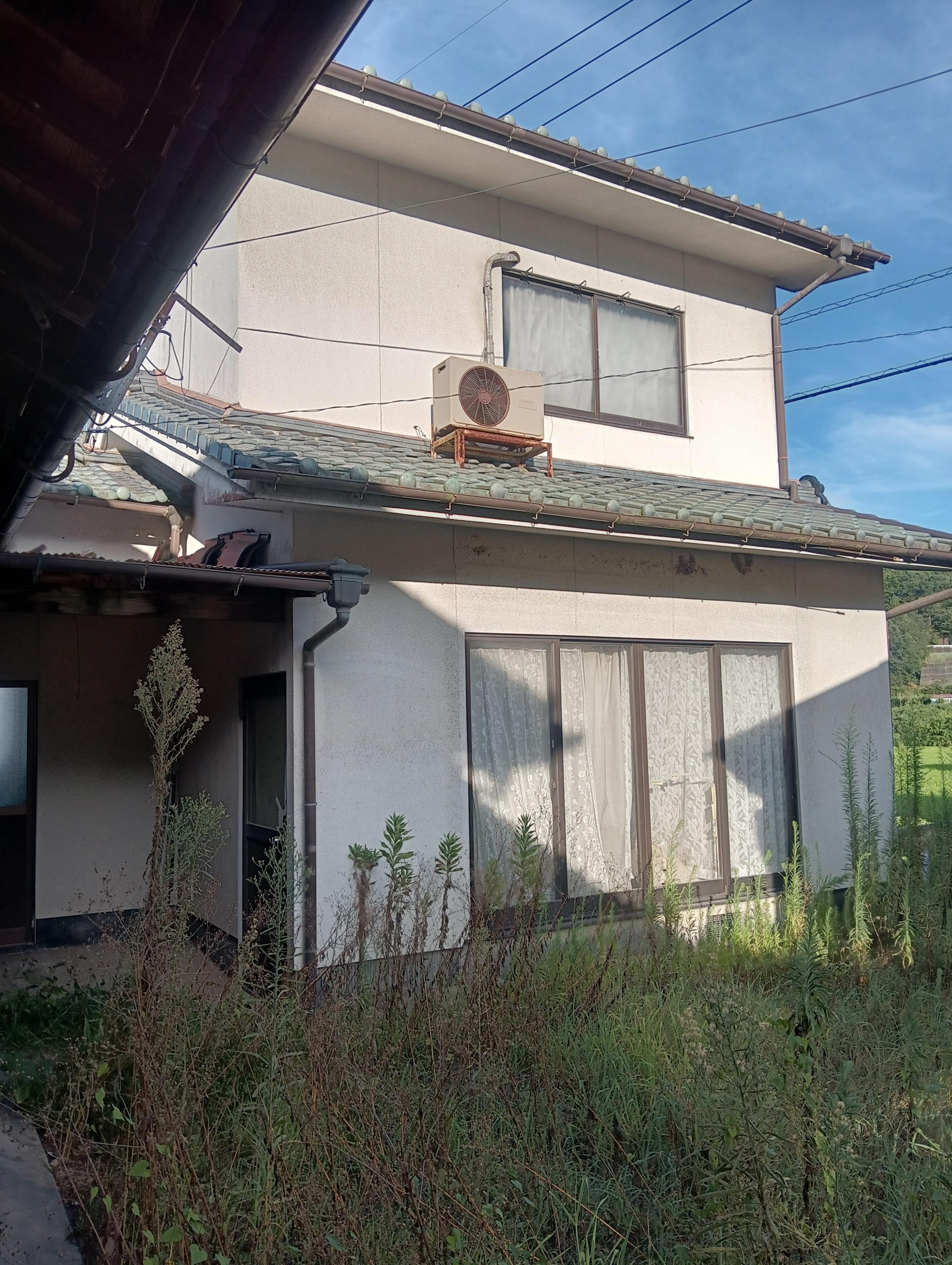 detached 岡山県笠岡市走出 地図を見る