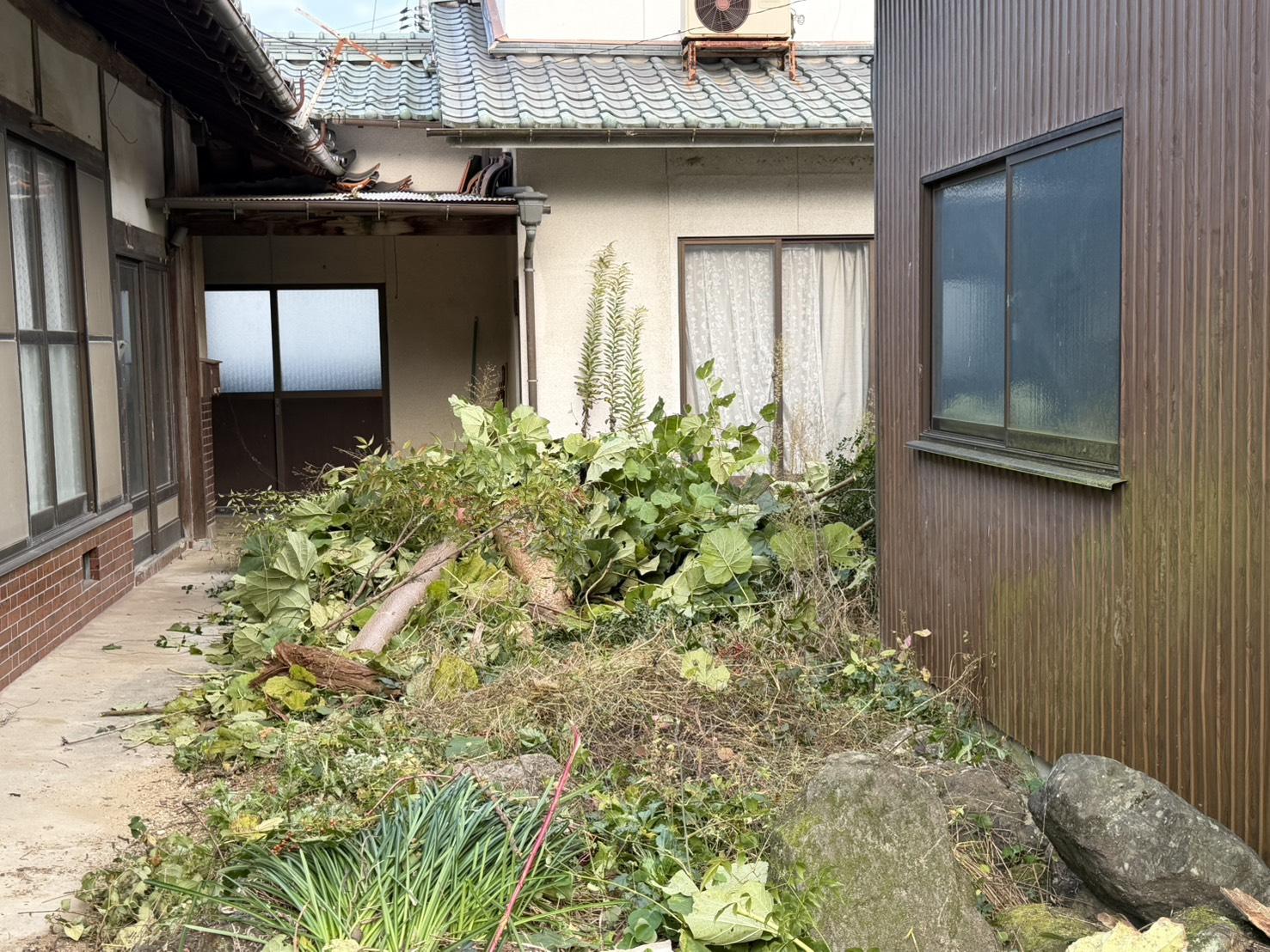detached 岡山県笠岡市走出 地図を見る