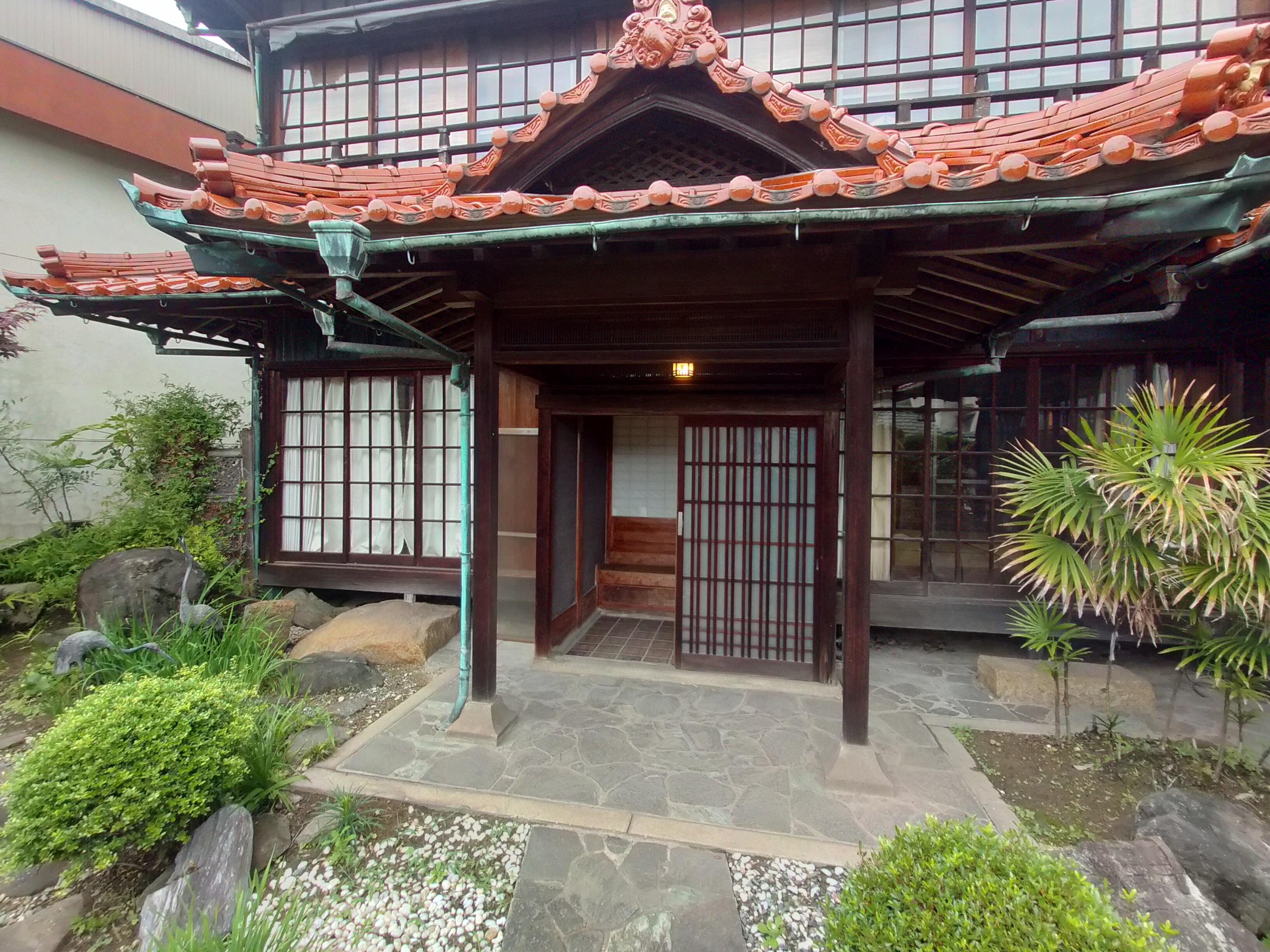 detached 岡山県笠岡市笠岡 地図を見る