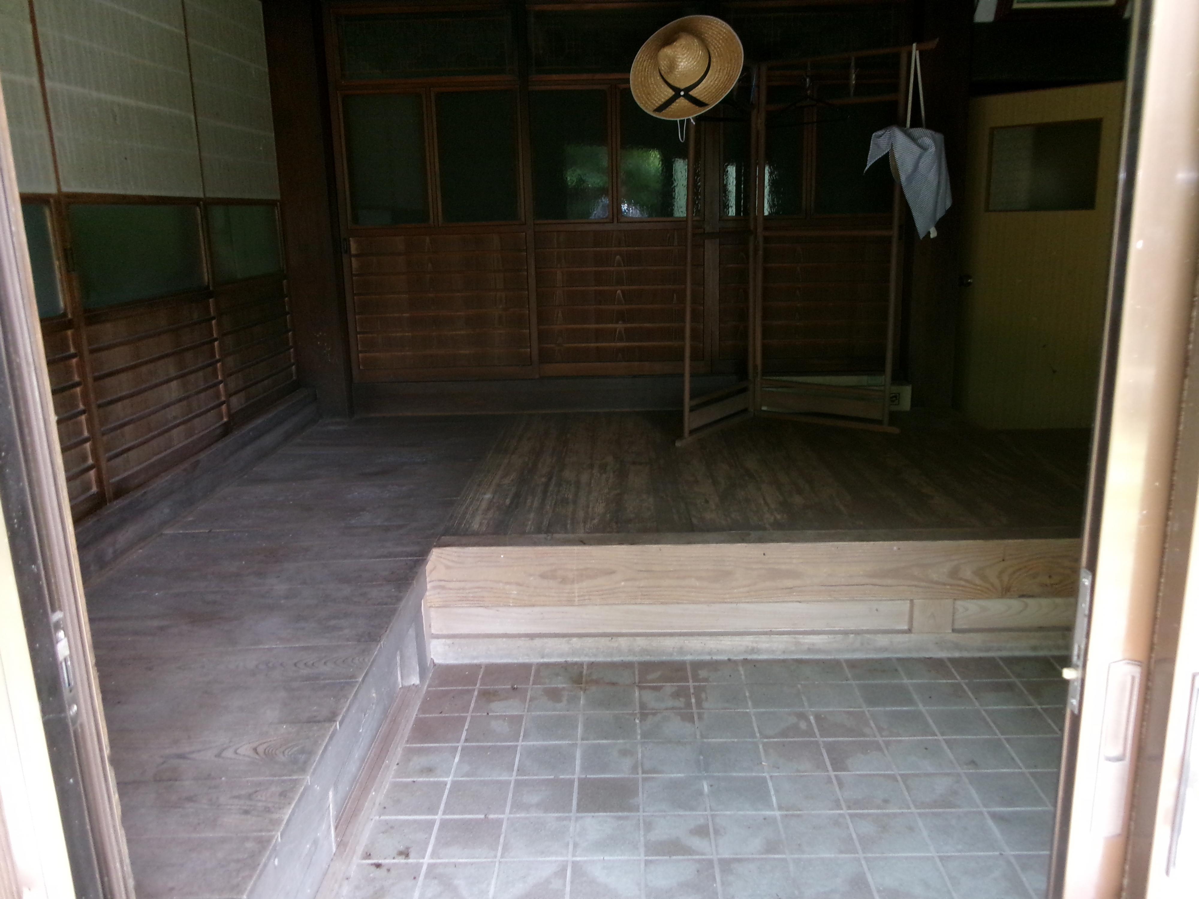 detached 岡山県苫田郡鏡野町奥津川西 地図を見る