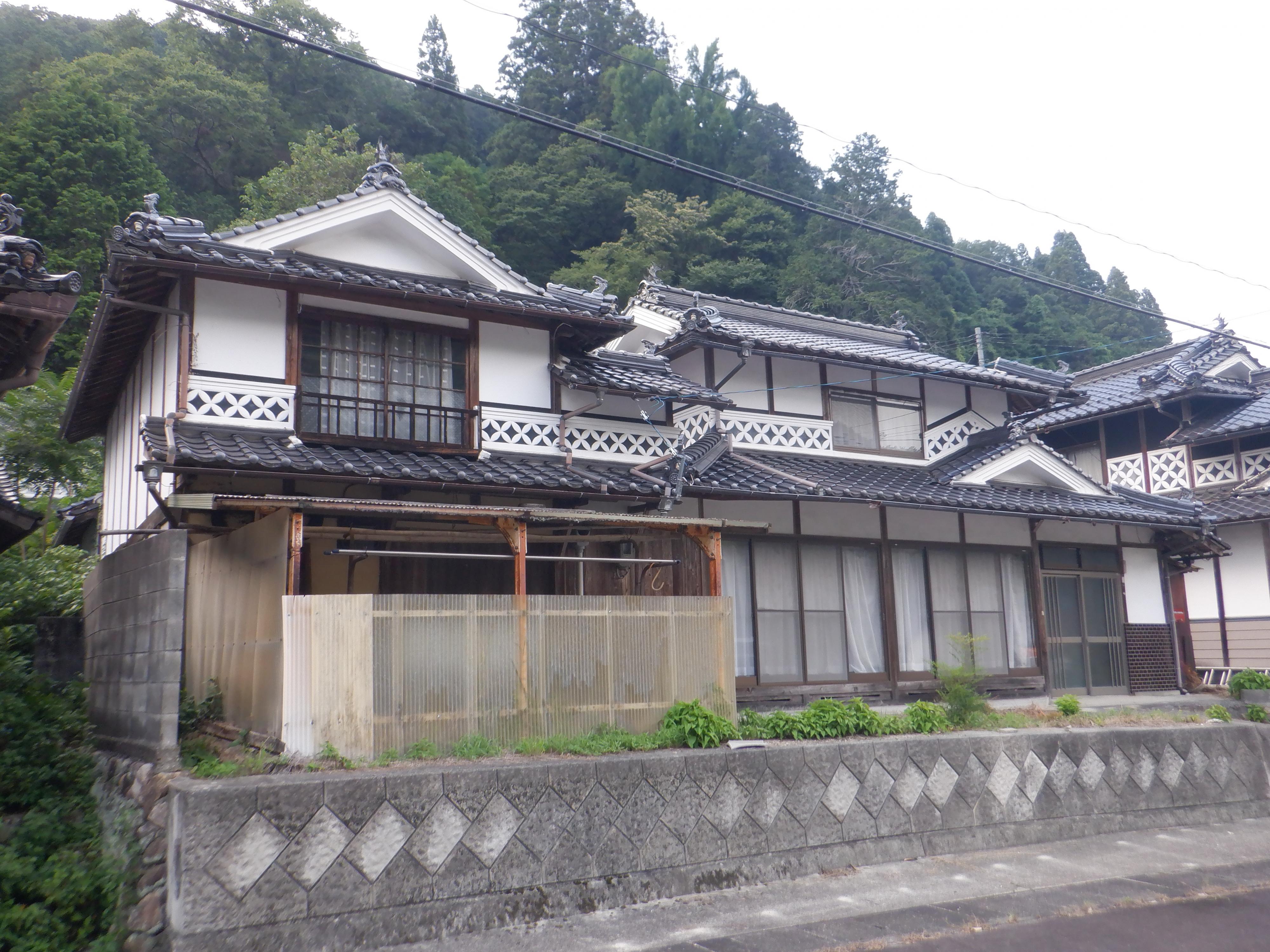 detached 岡山県久米郡美咲町江与味 地図を見る