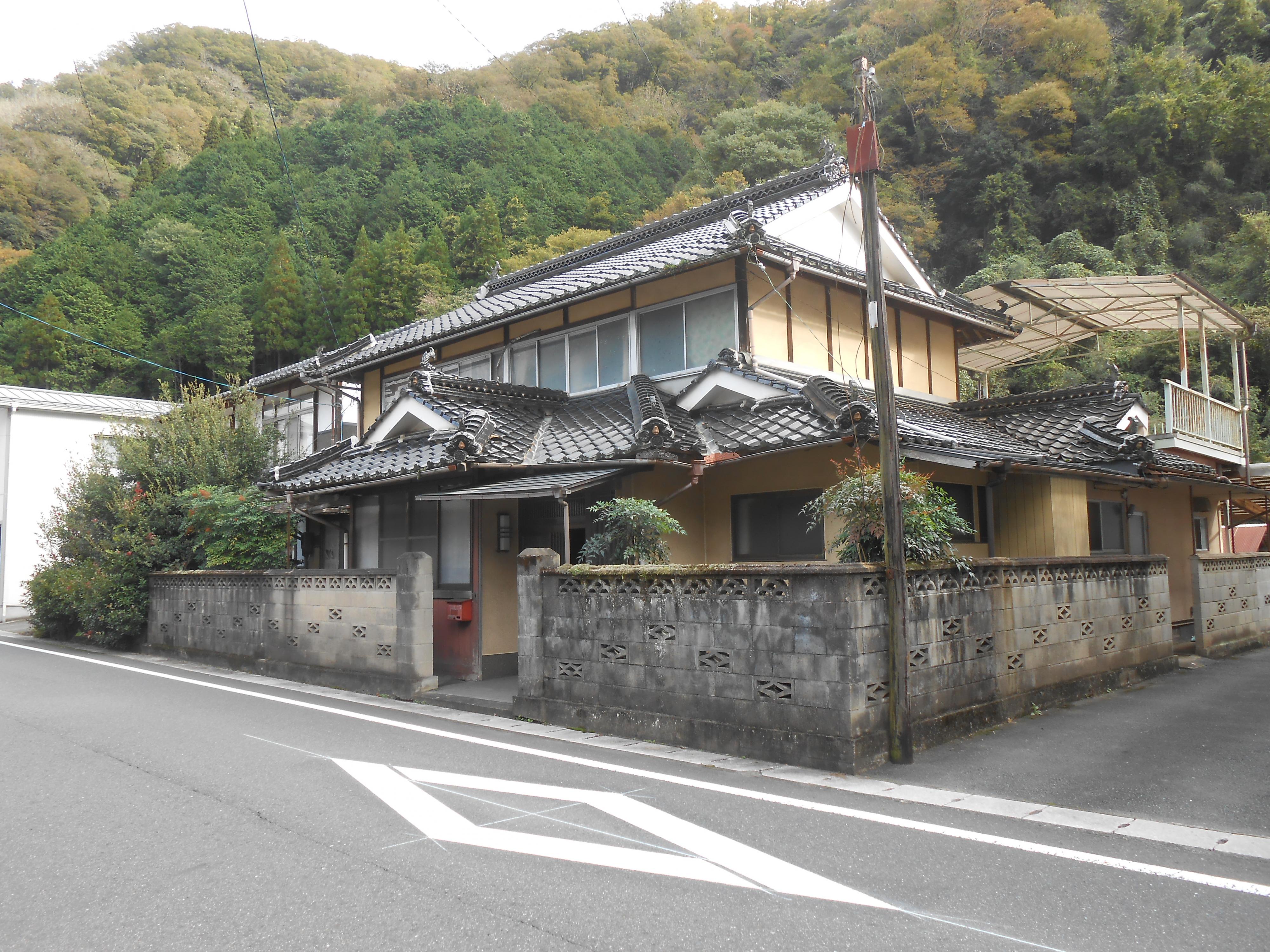 detached 岡山県久米郡美咲町西川 地図を見る
