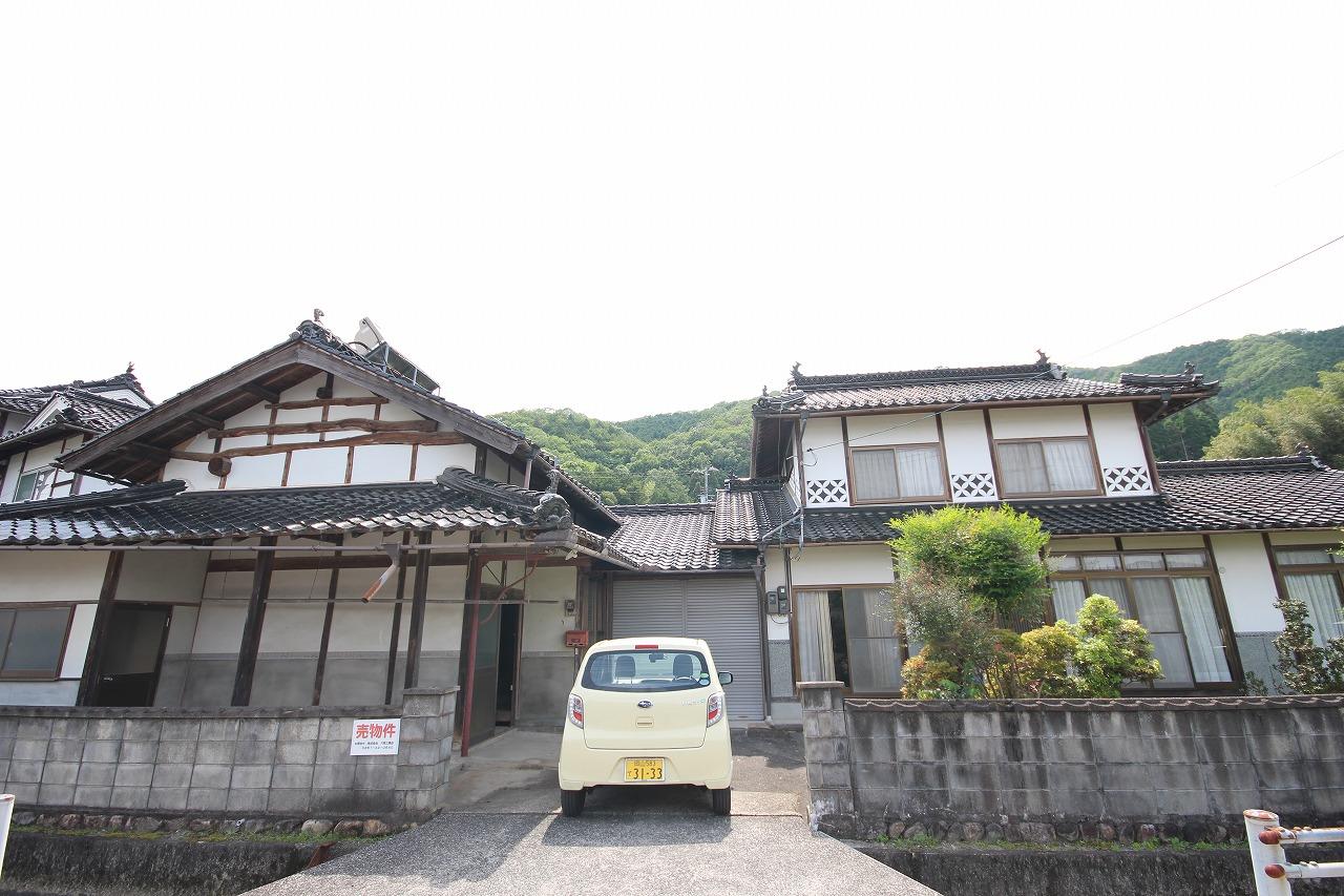 detached 岡山県真庭市富尾 地図を見る