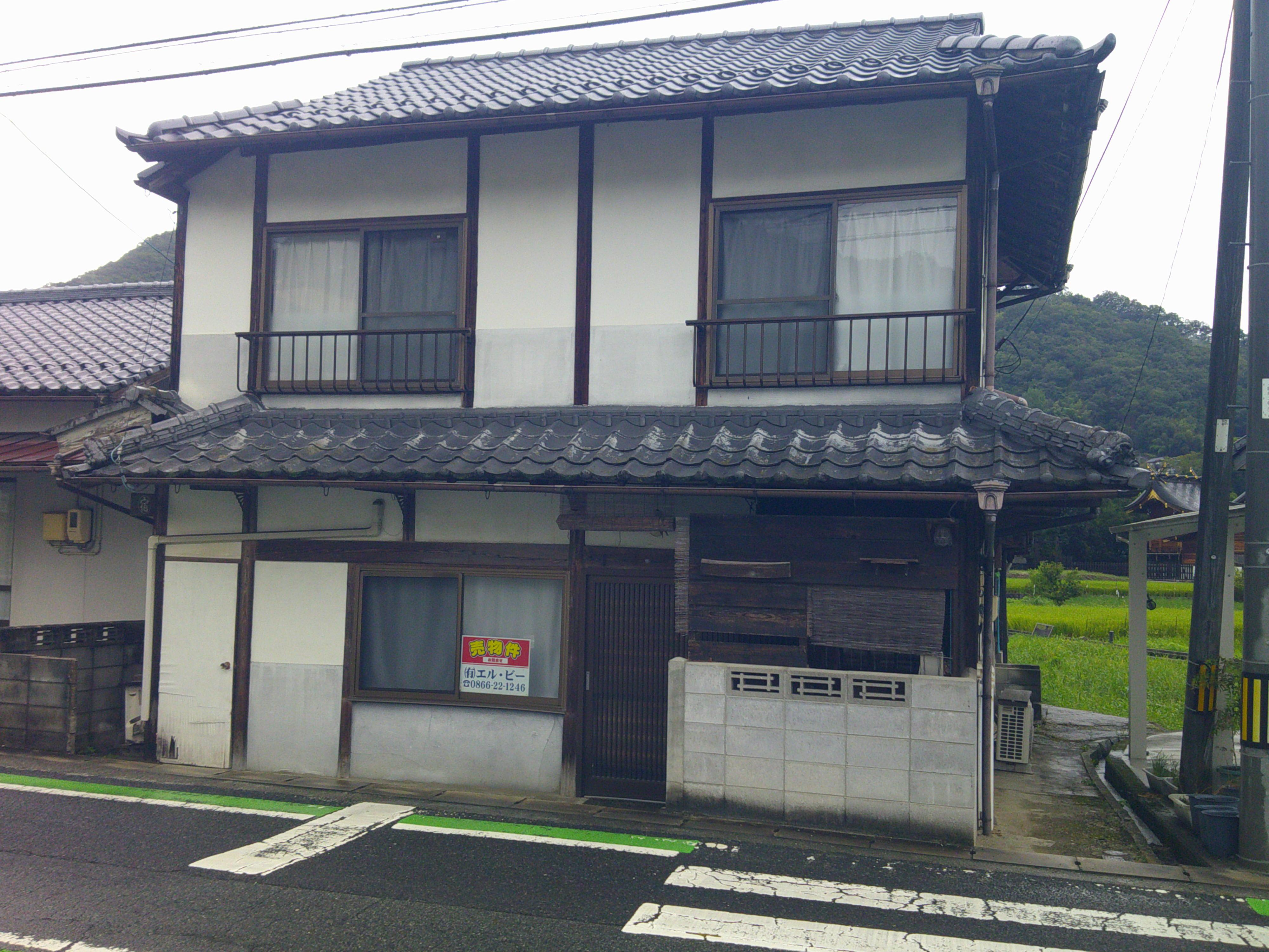 detached 岡山県高梁市川面町 地図を見る