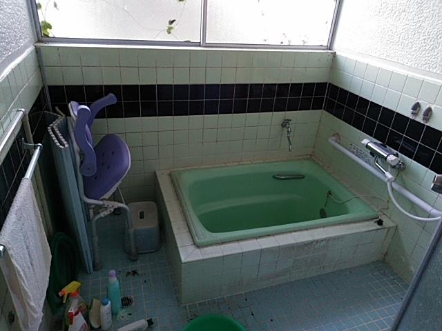 detached 岡山県苫田郡鏡野町薪森原 地図を見る