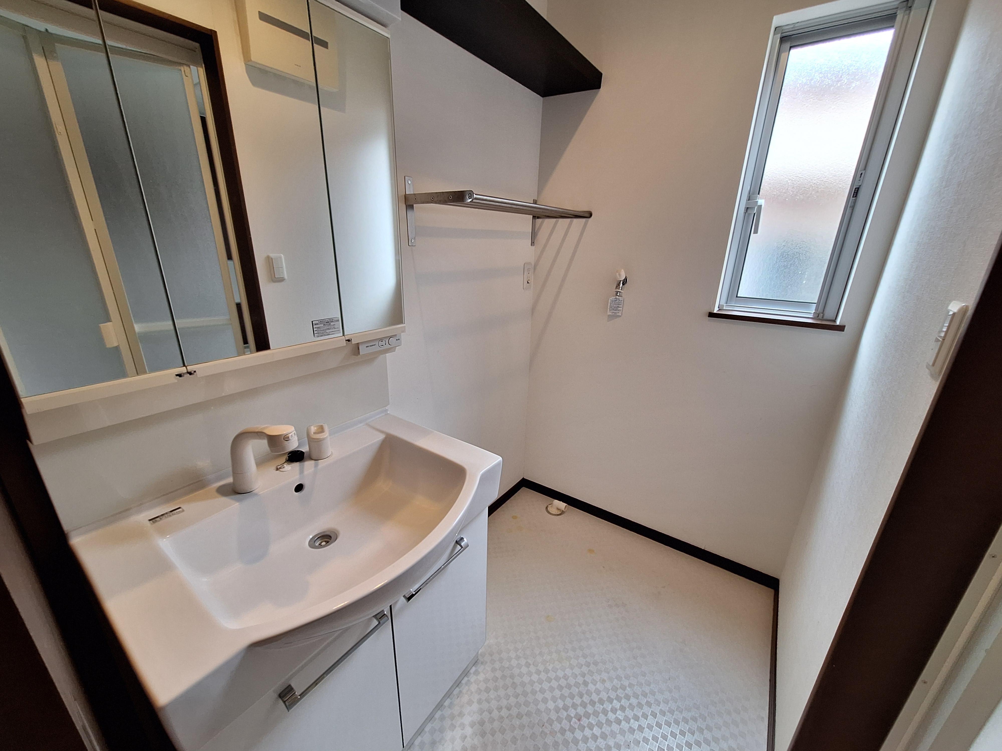 detached 岡山県勝田郡勝央町勝間田 地図を見る