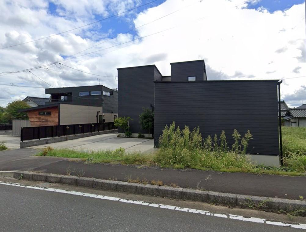 detached 岡山県勝田郡奈義町柿 地図を見る