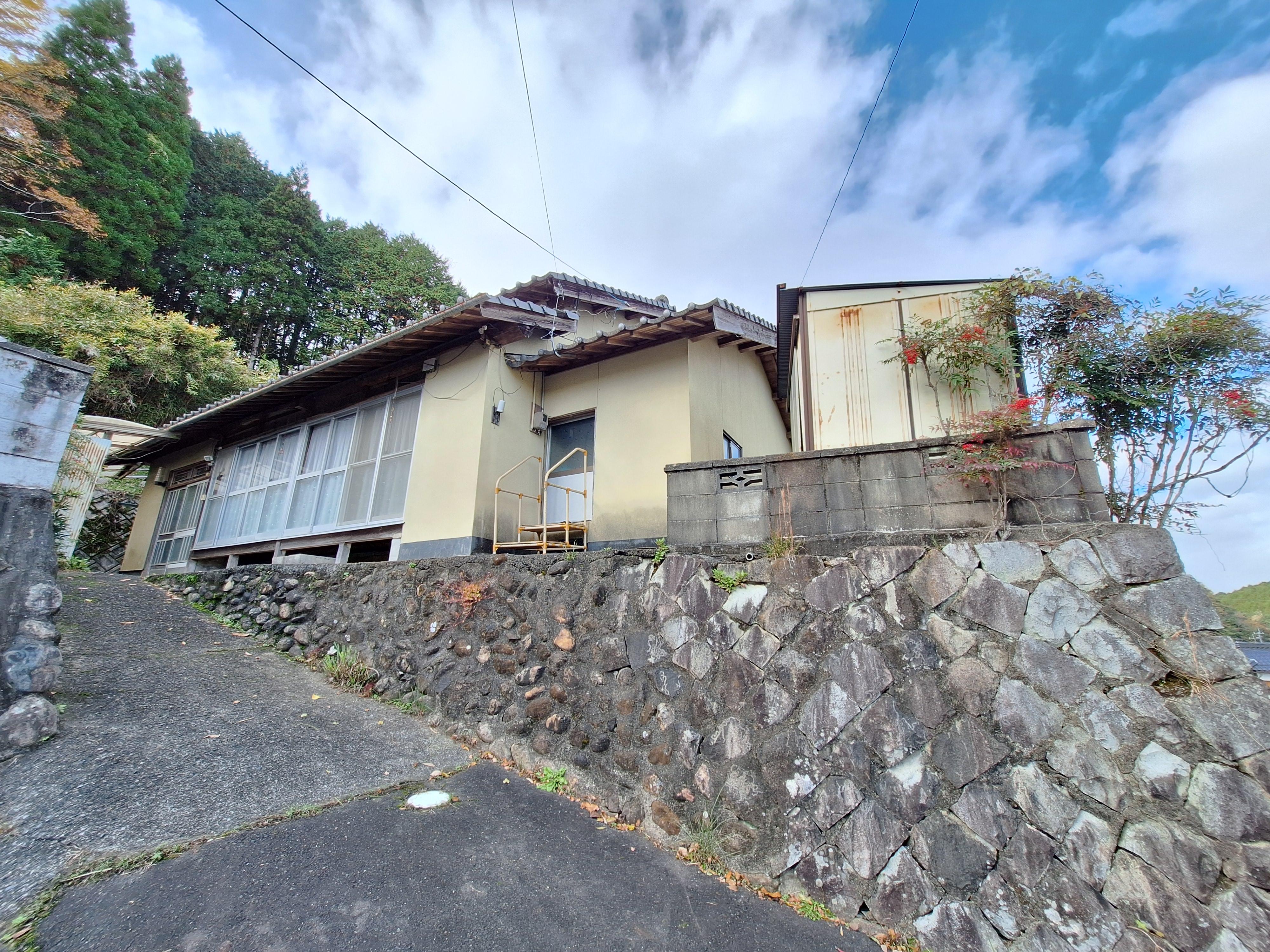 detached 岡山県美作市土居 地図を見る