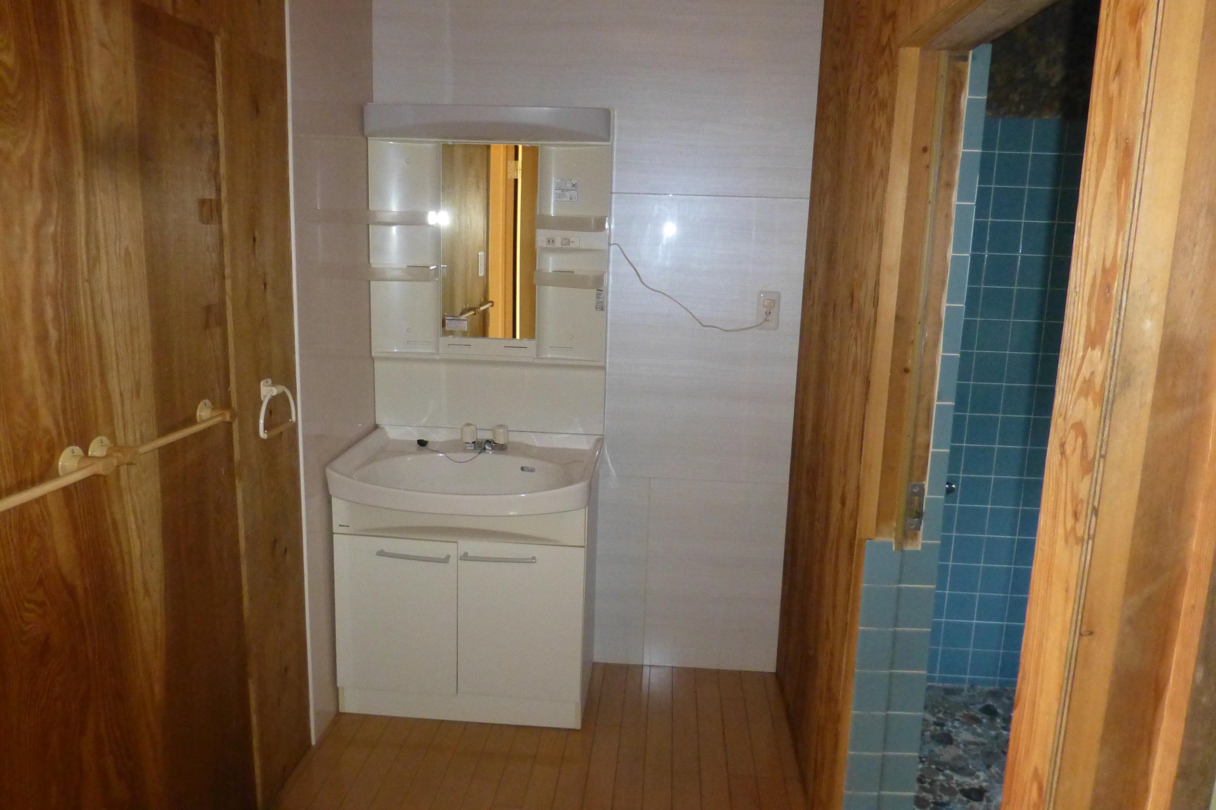 detached 岡山県勝田郡奈義町馬桑 地図を見る