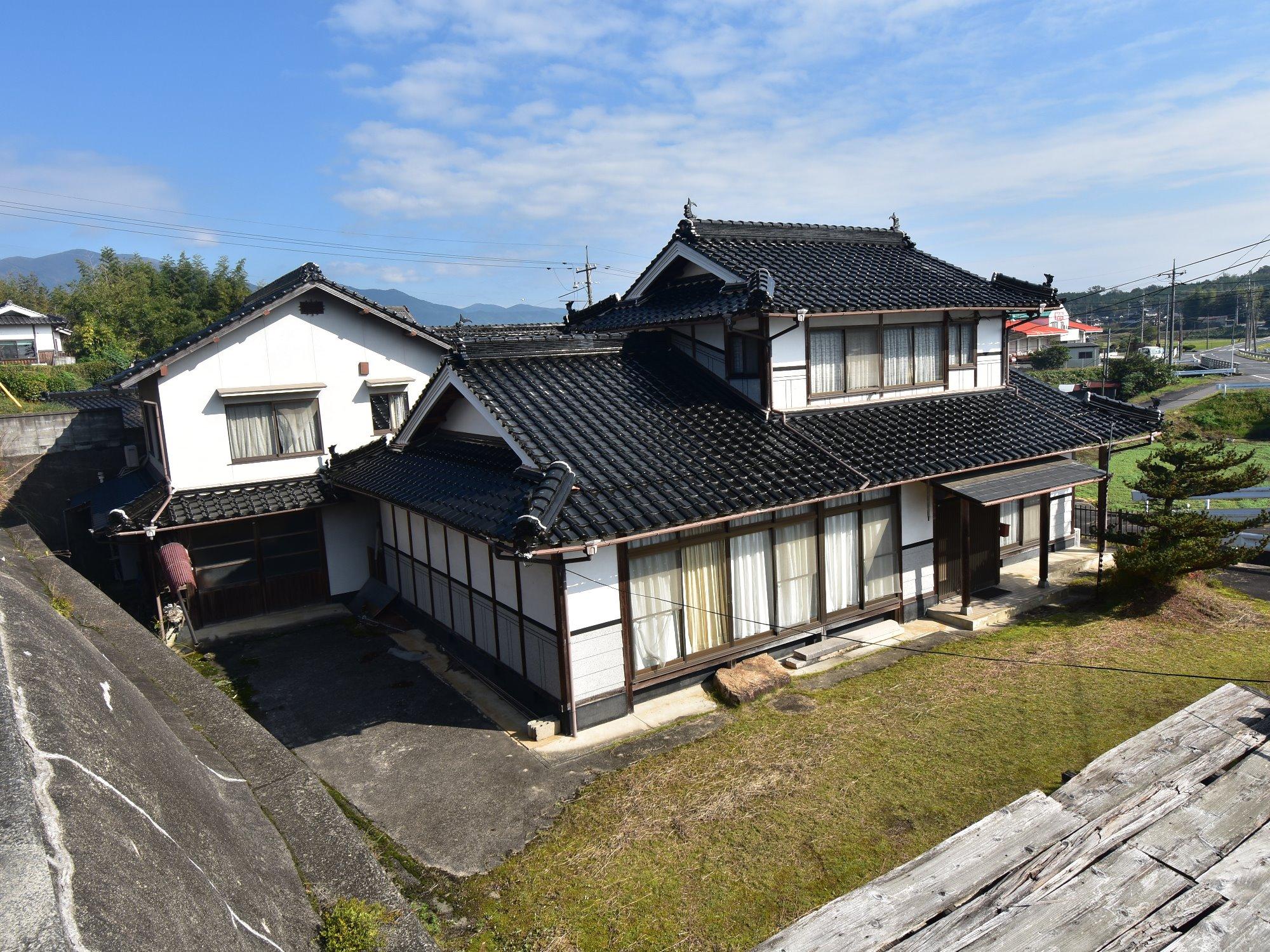 detached 岡山県勝田郡奈義町中島西