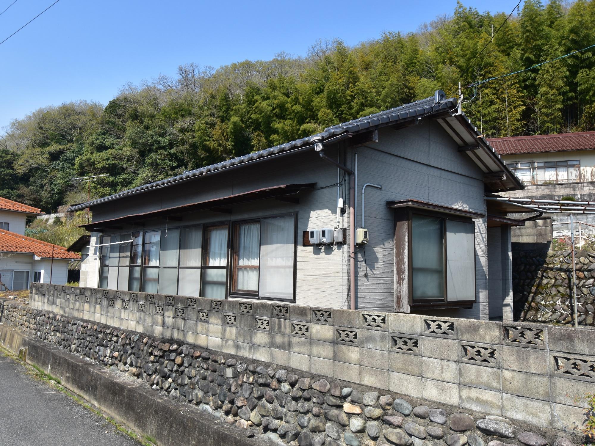 岡山県美作市の一戸建て | 170万円 | 4DK | 254.88m² | Akiyama house finder
