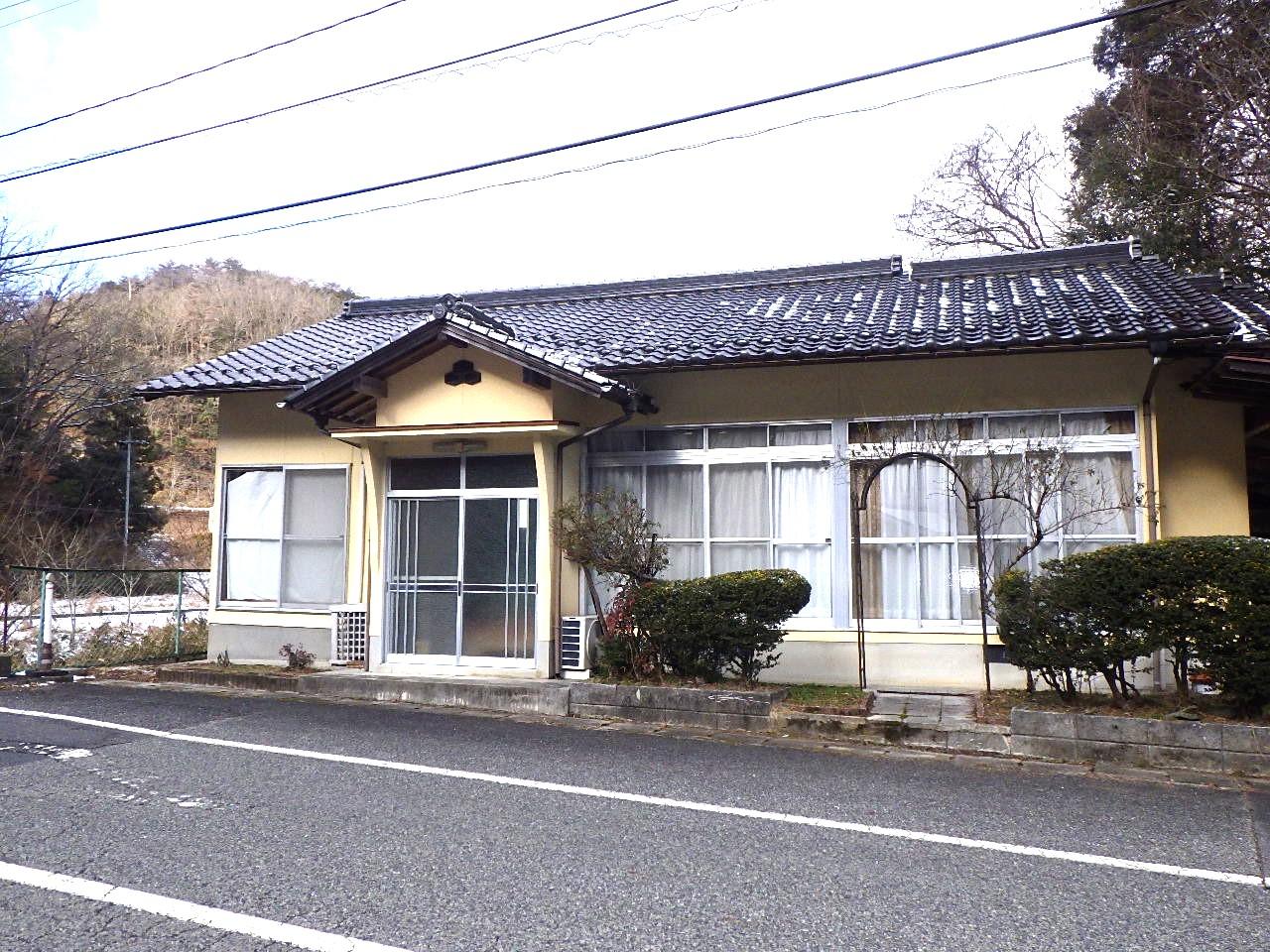 岡山県美作市の一戸建て | 380万円 | 6DK | 338.05m² | Akiyama house finder