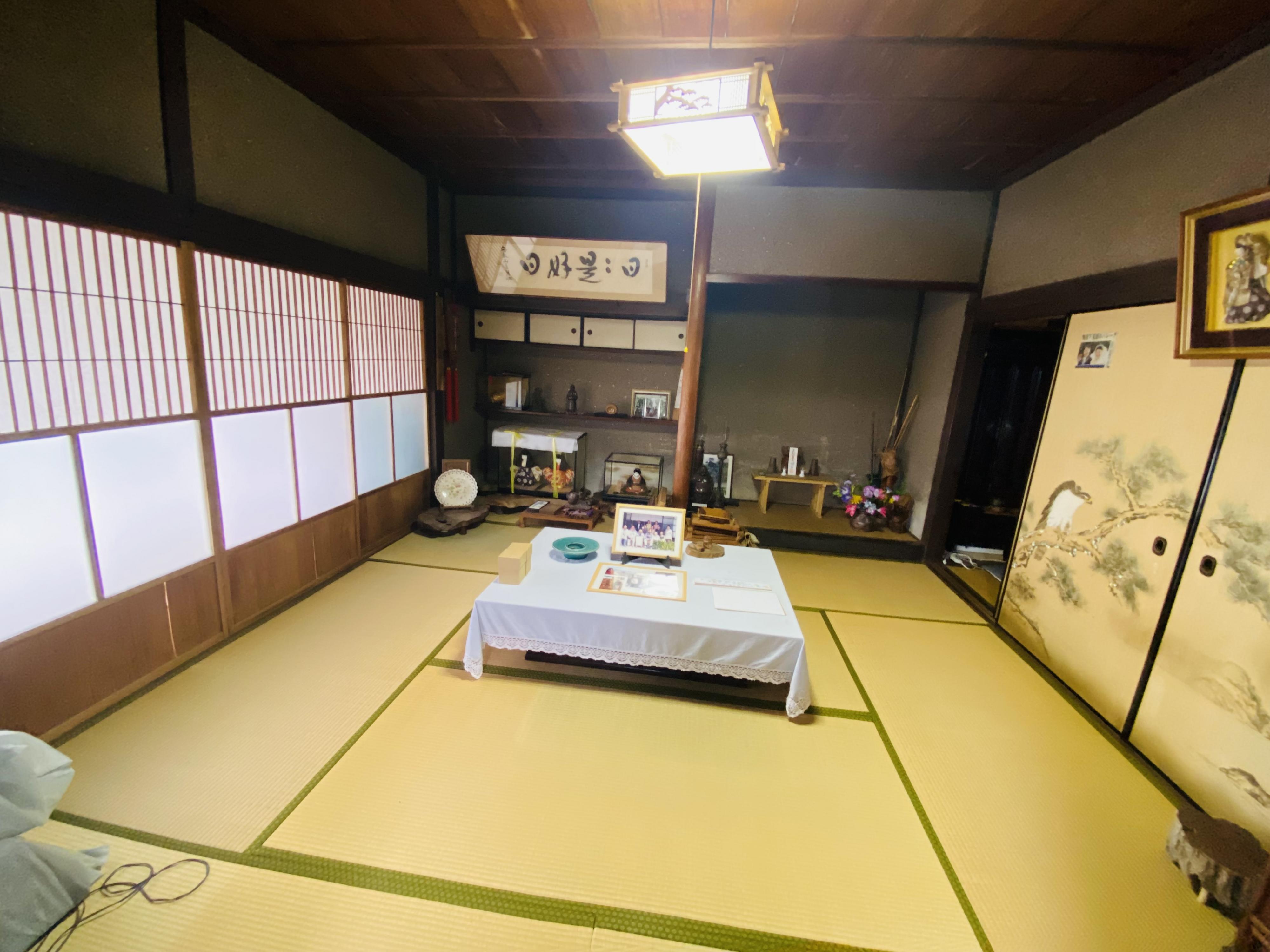 detached 岡山県笠岡市西大島 地図を見る