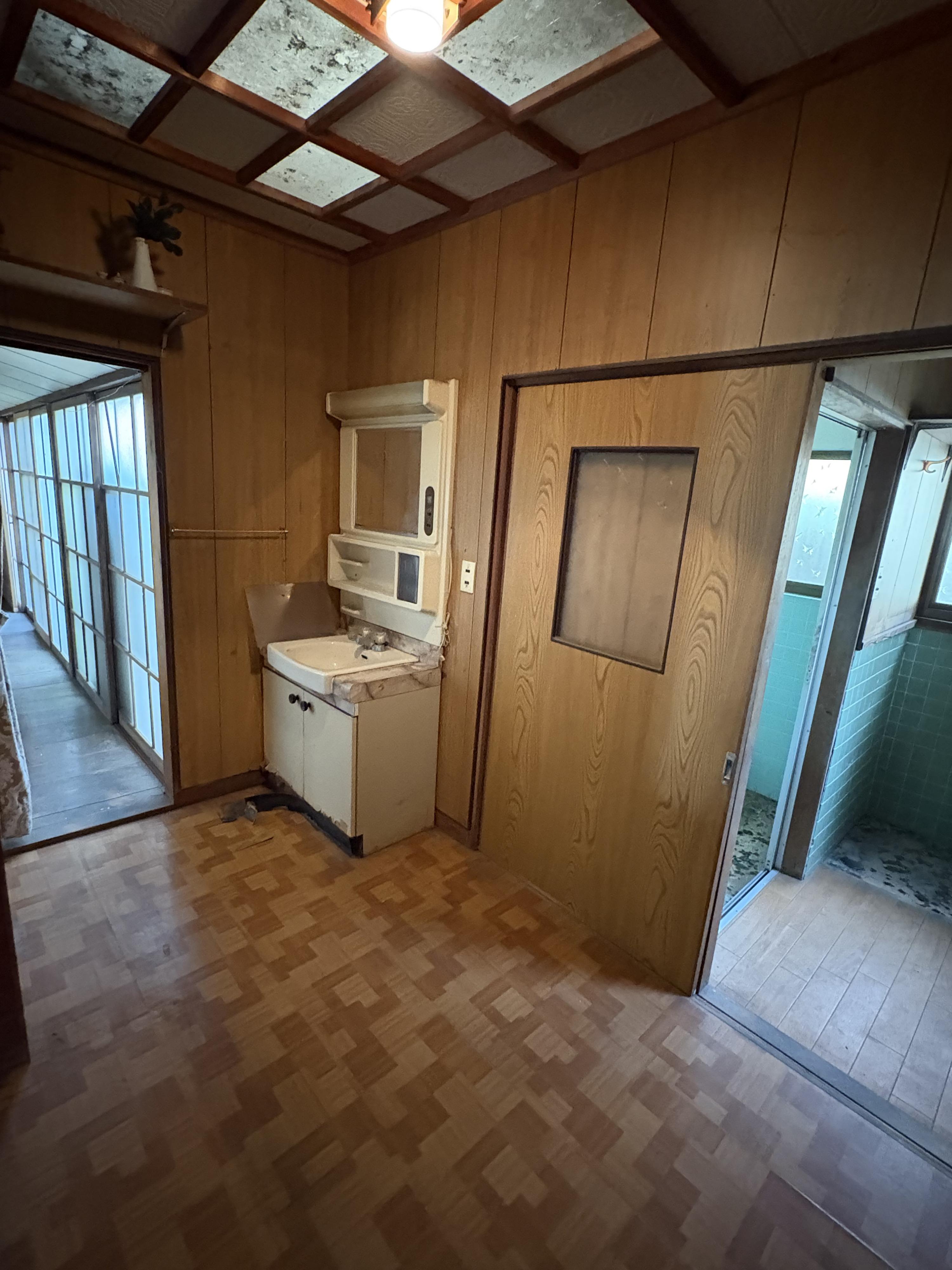 detached 岡山県笠岡市神島外浦