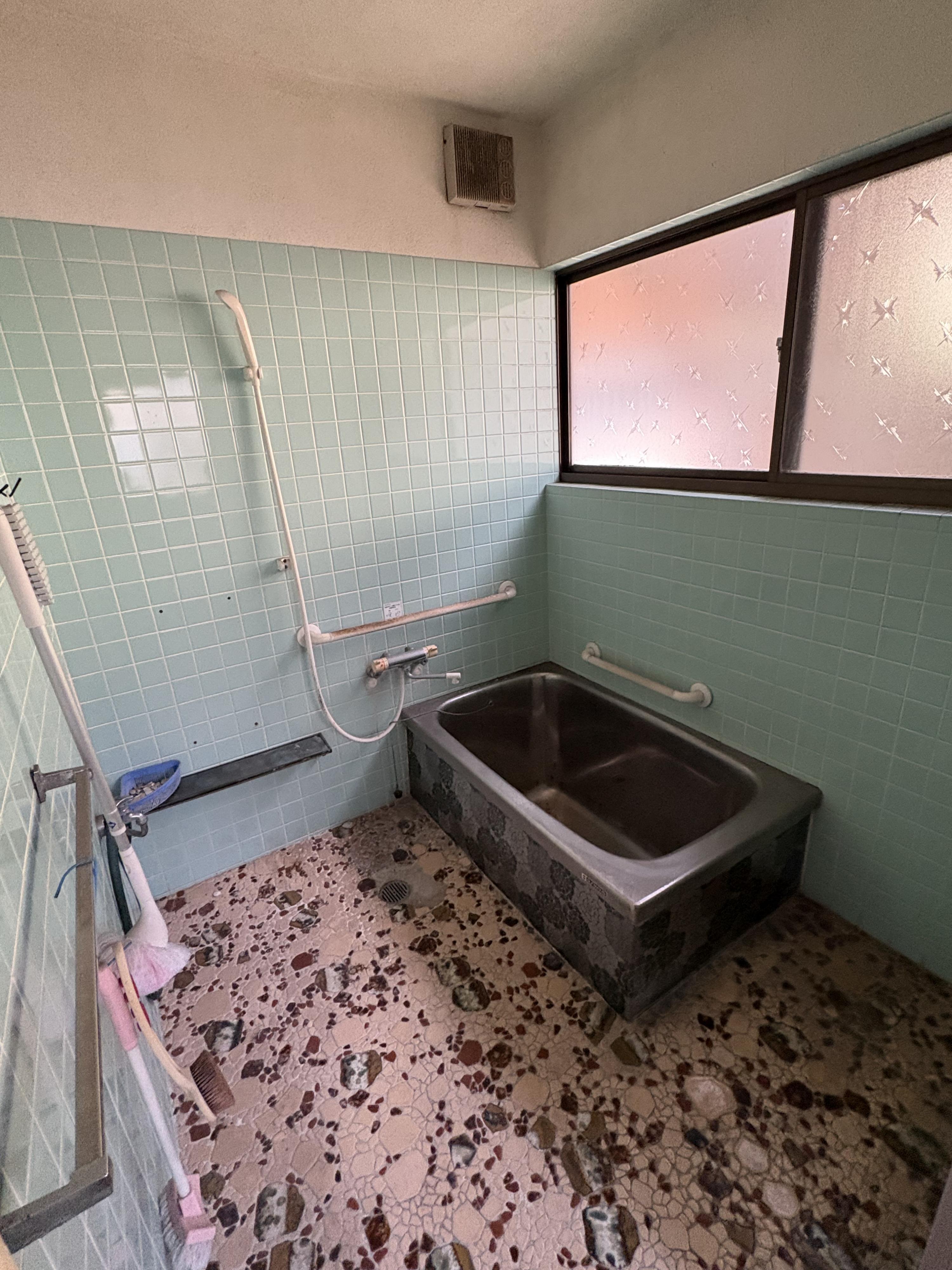 detached 岡山県笠岡市神島外浦