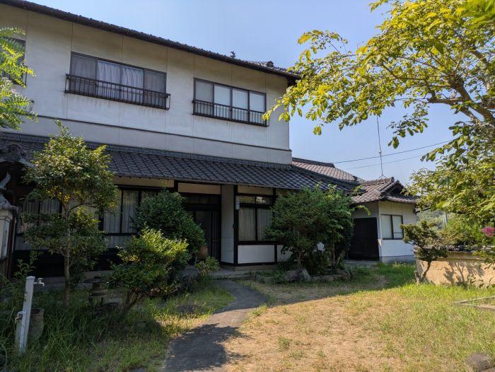 岡山県笠岡市の一戸建て | 2000万円 | 9SDK | 2105.92m² | Akiyama house finder