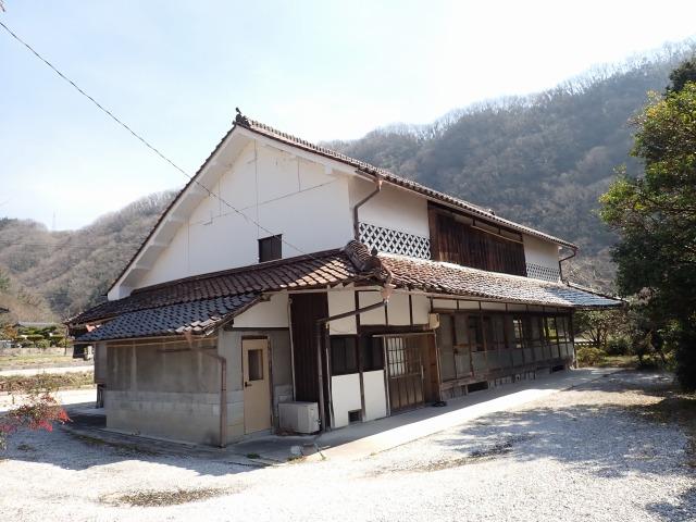 detached 岡山県新見市長屋 地図を見る